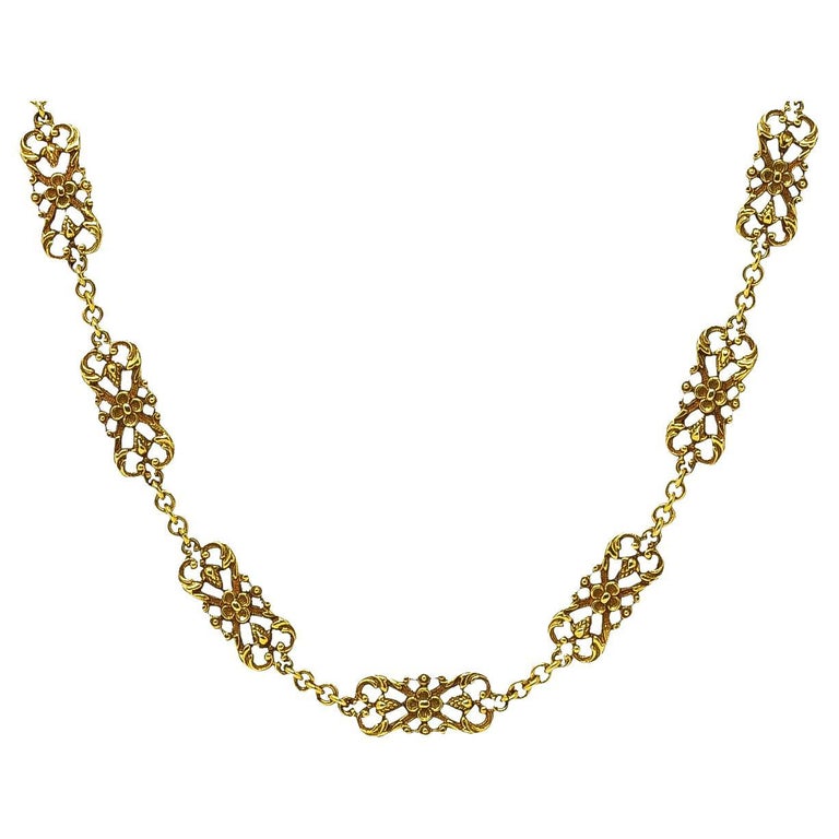 1890's Victorian 14 Karat Gold Floral Pinecone Antique Chain Necklace For Sale