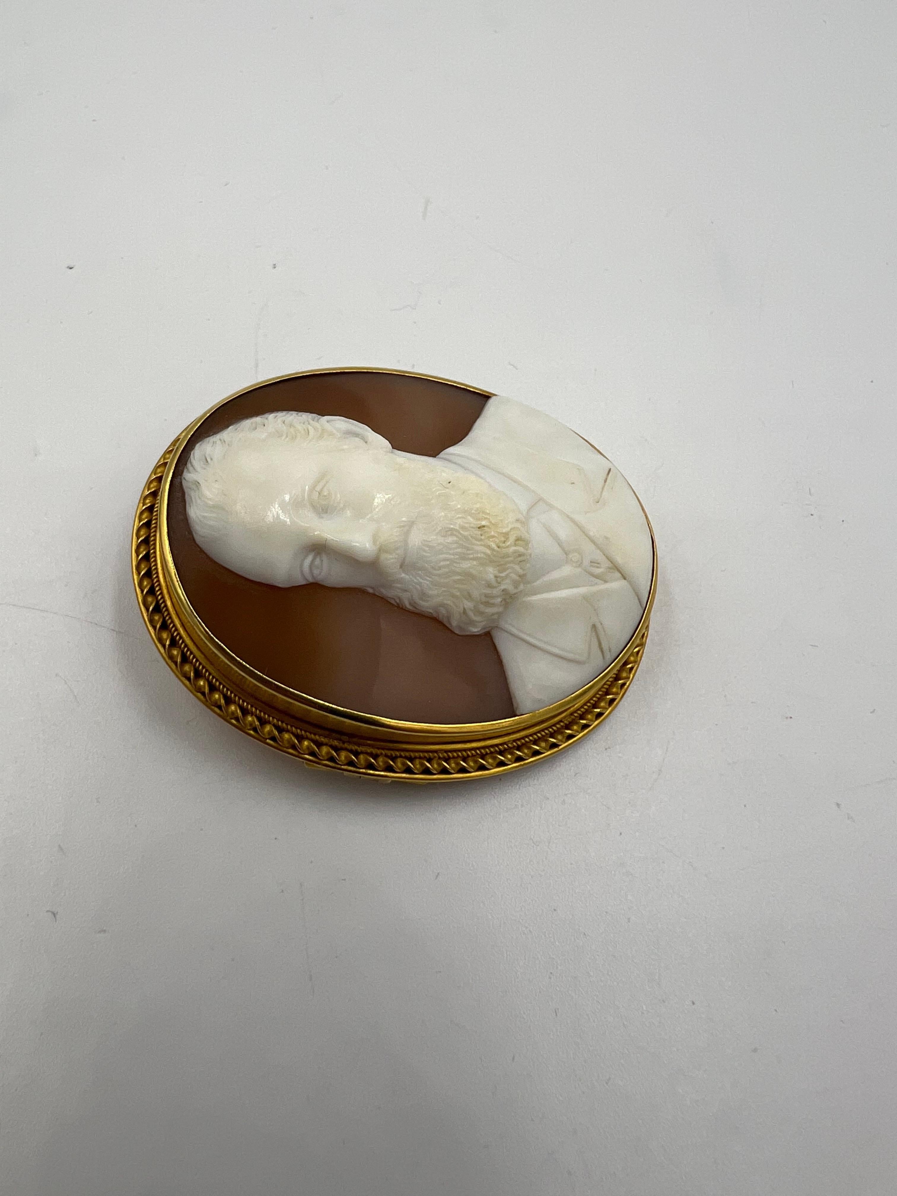 Spilla vittoriana con cammeo di un gentiluomo del 1890 In condizioni buone in vendita a Los Angeles, CA