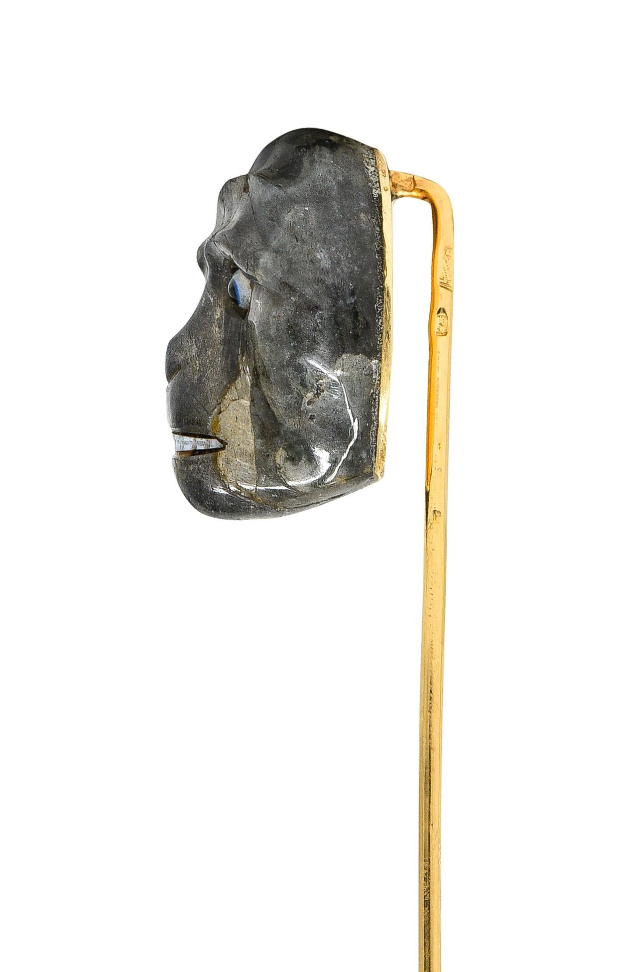Victorien Épingle à cravate ancienne victorienne en verre labradorite et or jaune 14 carats avec Gorilla, années 1890 en vente