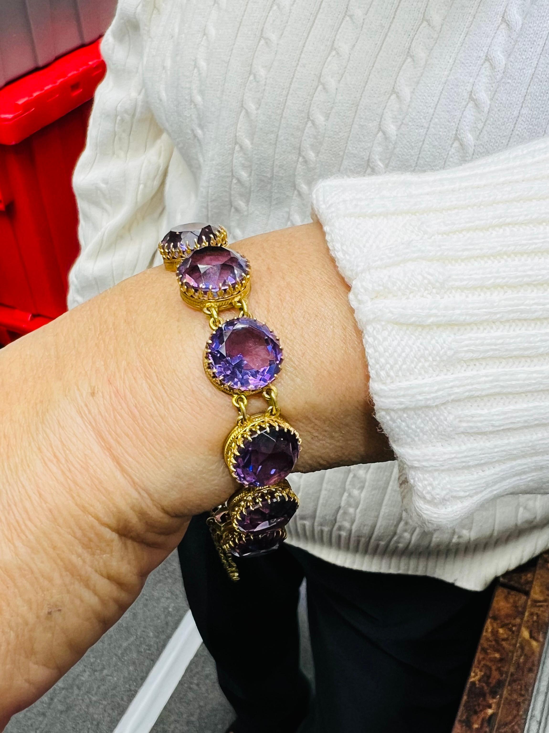 Victorien 1890s Victorian Round Amethyst Gold Line Bracelet en vente