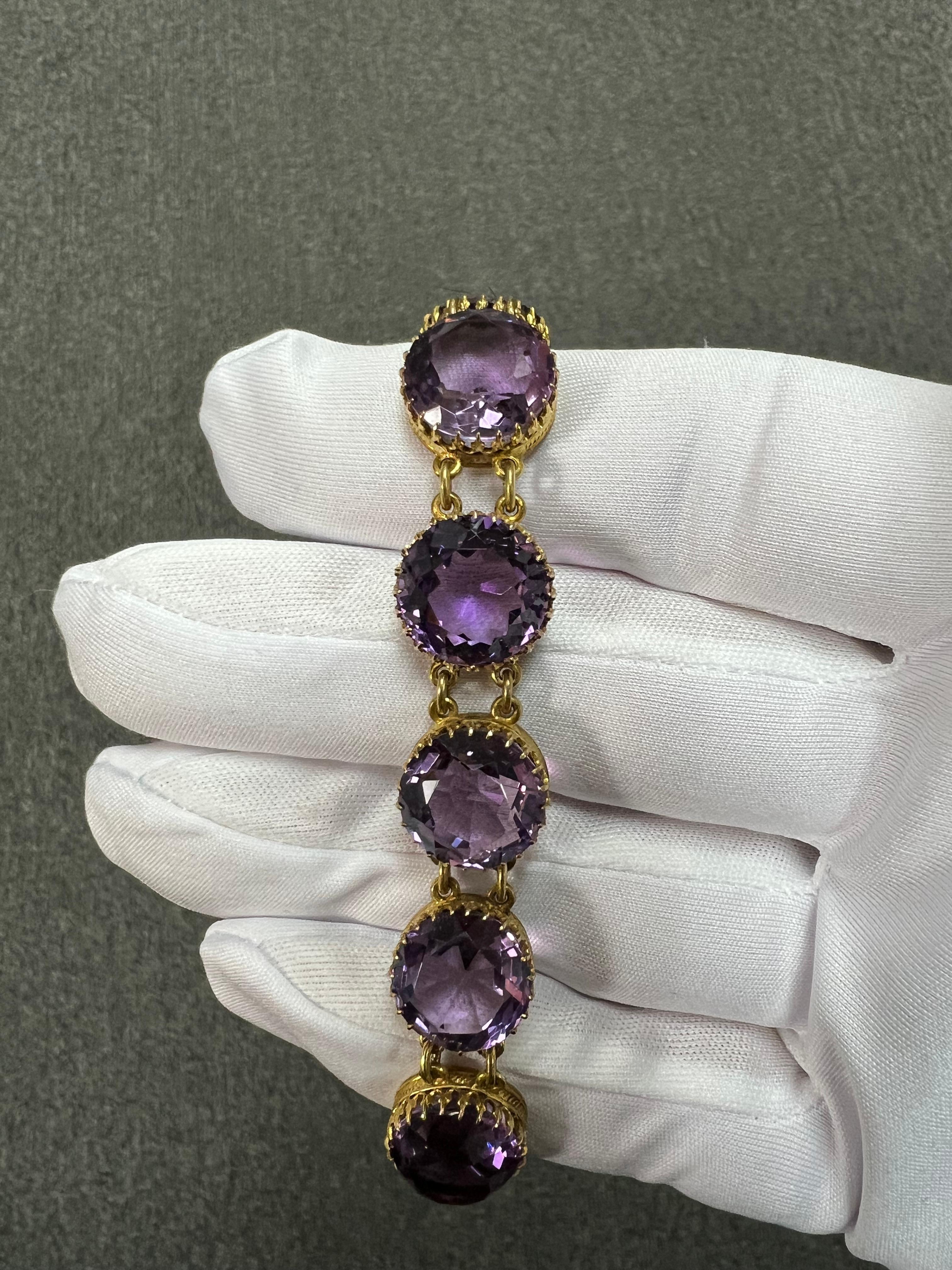 1890s Victorian Round Amethyst Gold Line Bracelet en vente 3