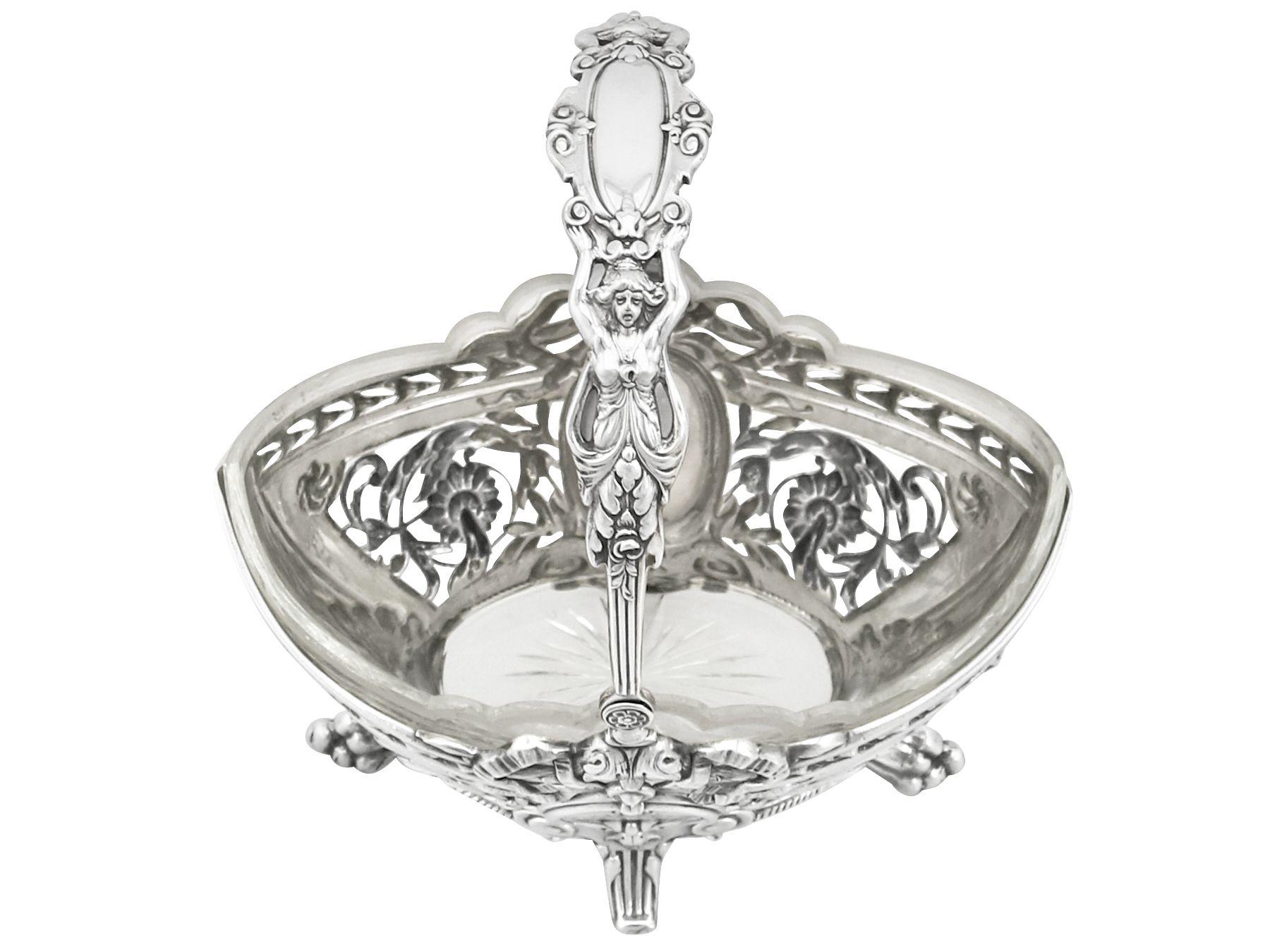 Victorian Sterling Silver Bon Bon Basket For Sale 1