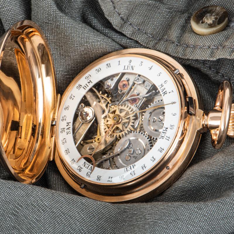 1890s Vintage Rose Gold Full Hunter Double Sided Calendar Pocket Watch In Excellent Condition For Sale In London, GB