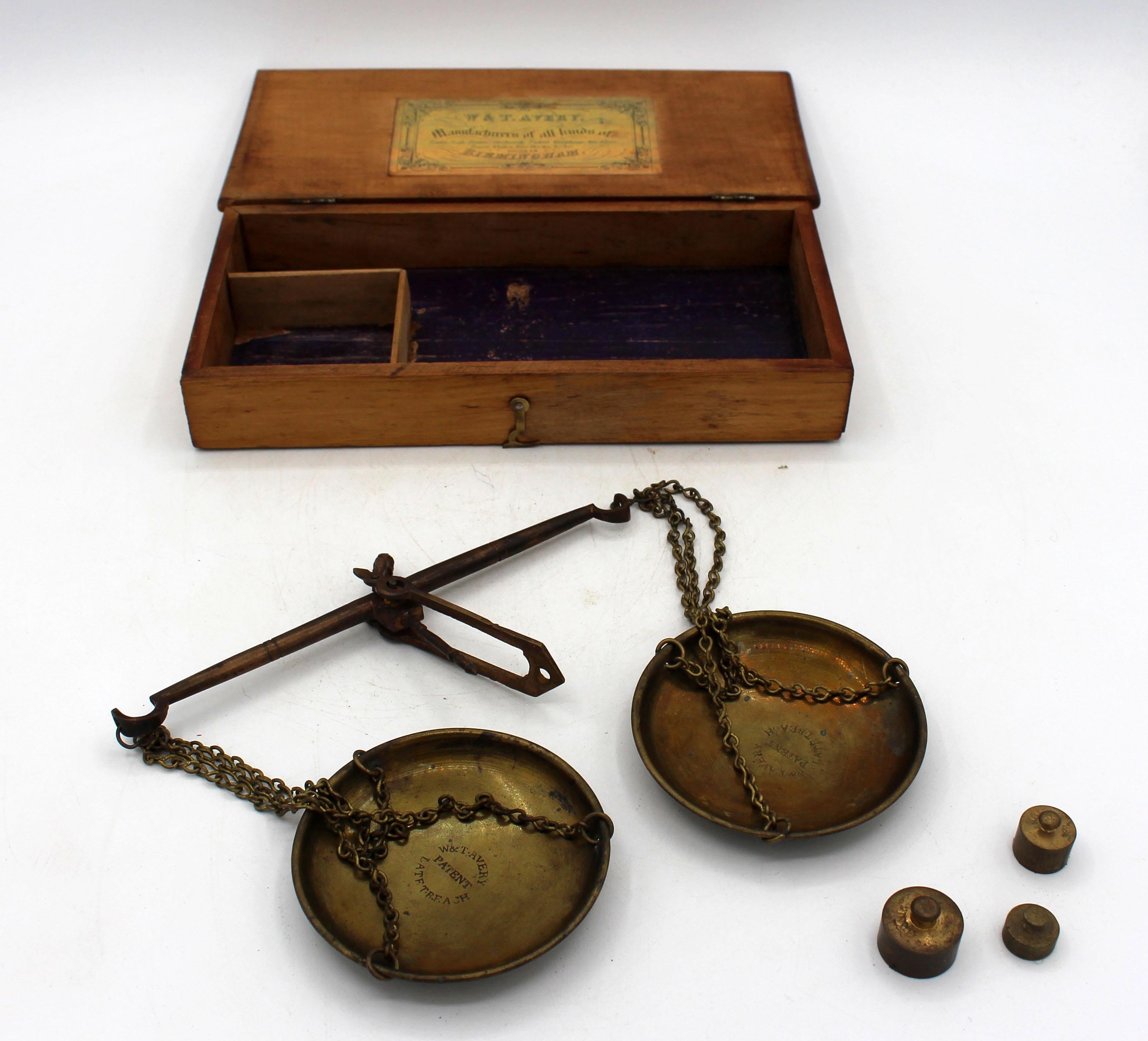 Metal 1890s W & T Avery Gold Weighing Scales in Box For Sale