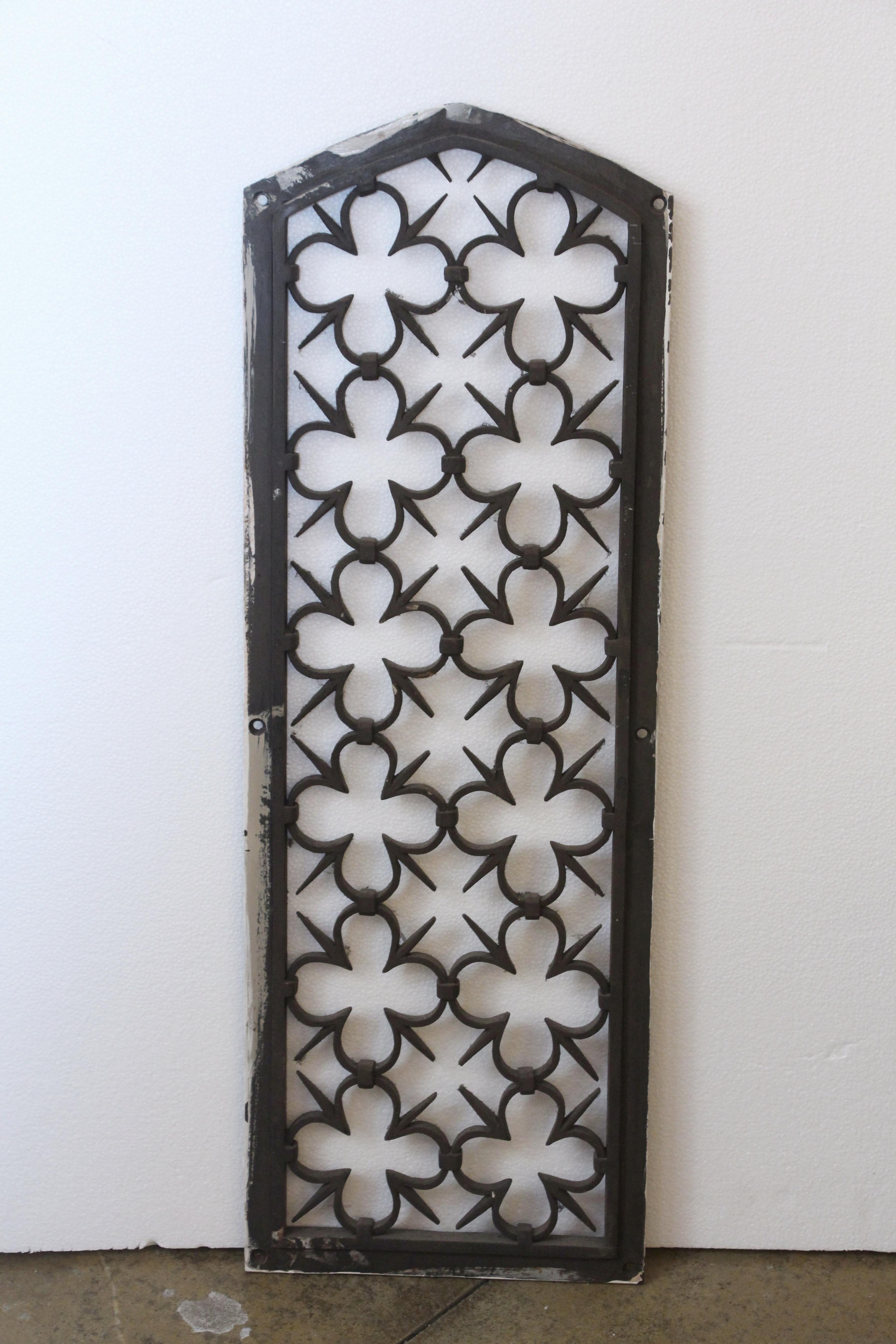 1890s Wrought Iron Arched Gothic Window Guard In Good Condition In New York, NY