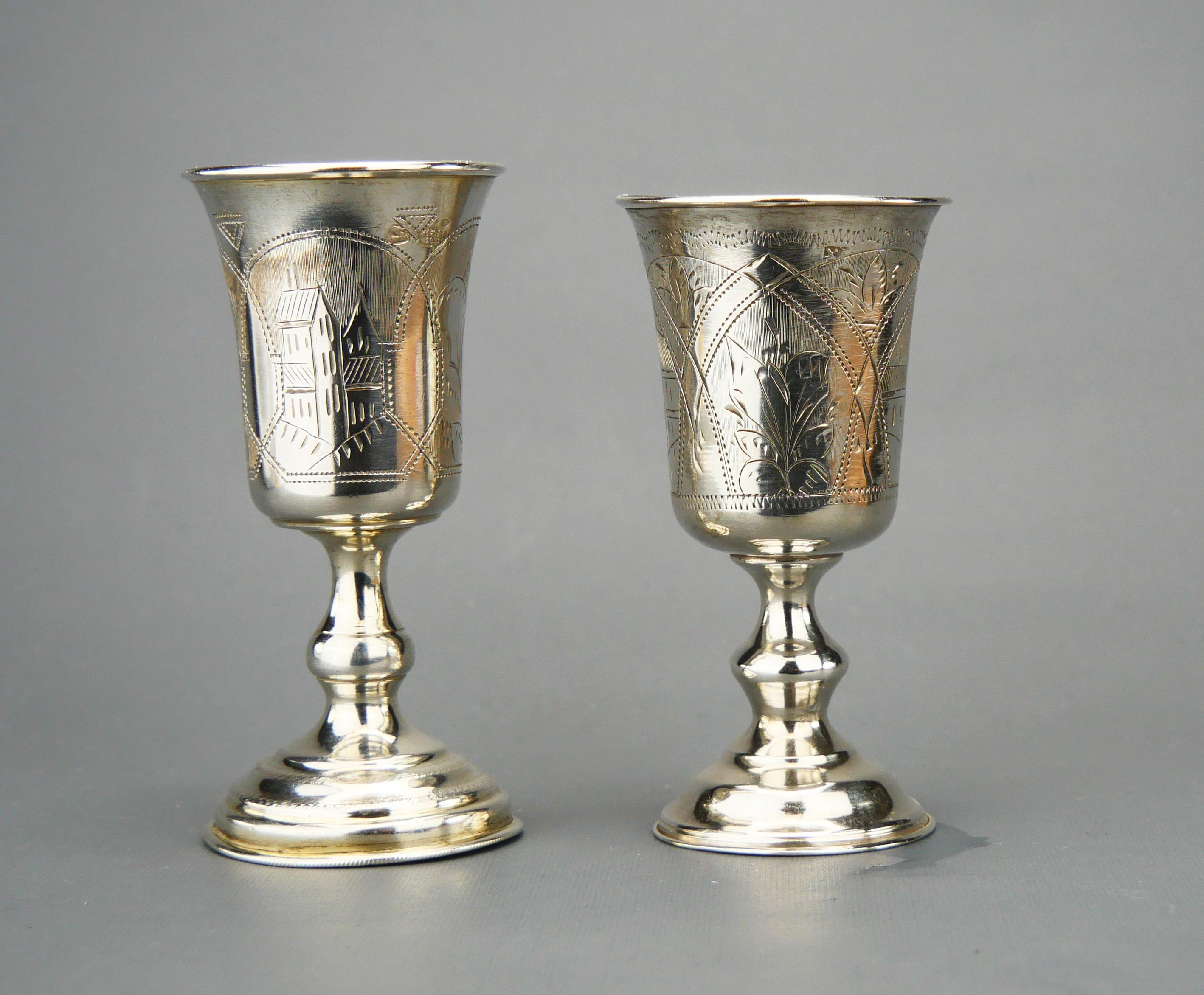 da uomo o donna 1891 -  1894 Due antichi bicchieri da shot di vodka russa 84 Argento / 69 grammi in vendita