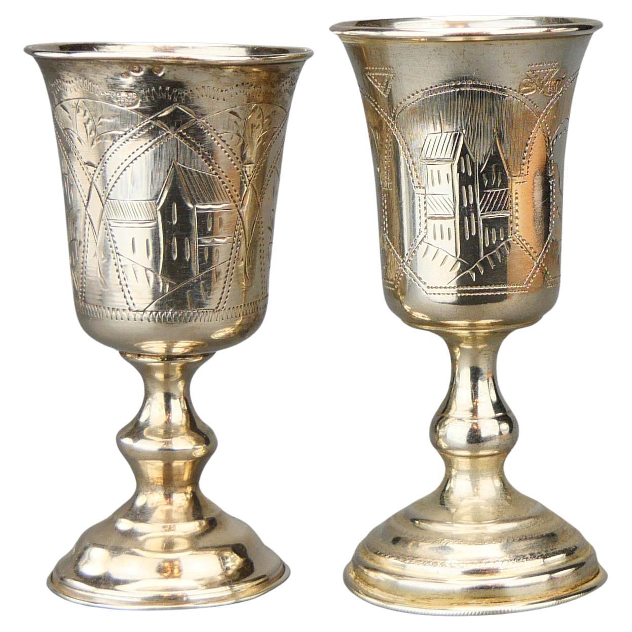 1891 -  1894 Deux anciens gobelets à vodka russes 84 Silver / 69 grammes