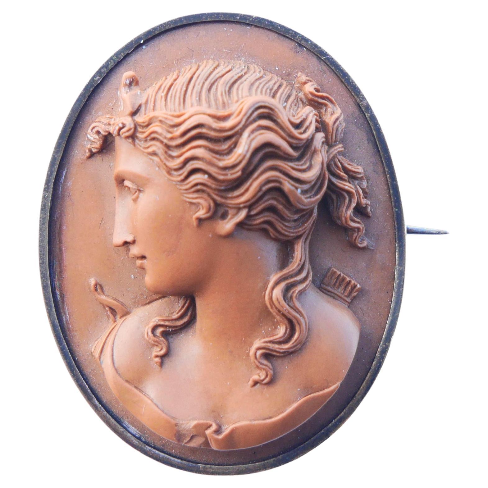 1891  Spilla Diana Lava Cameo argento massiccio / 15,5 gr