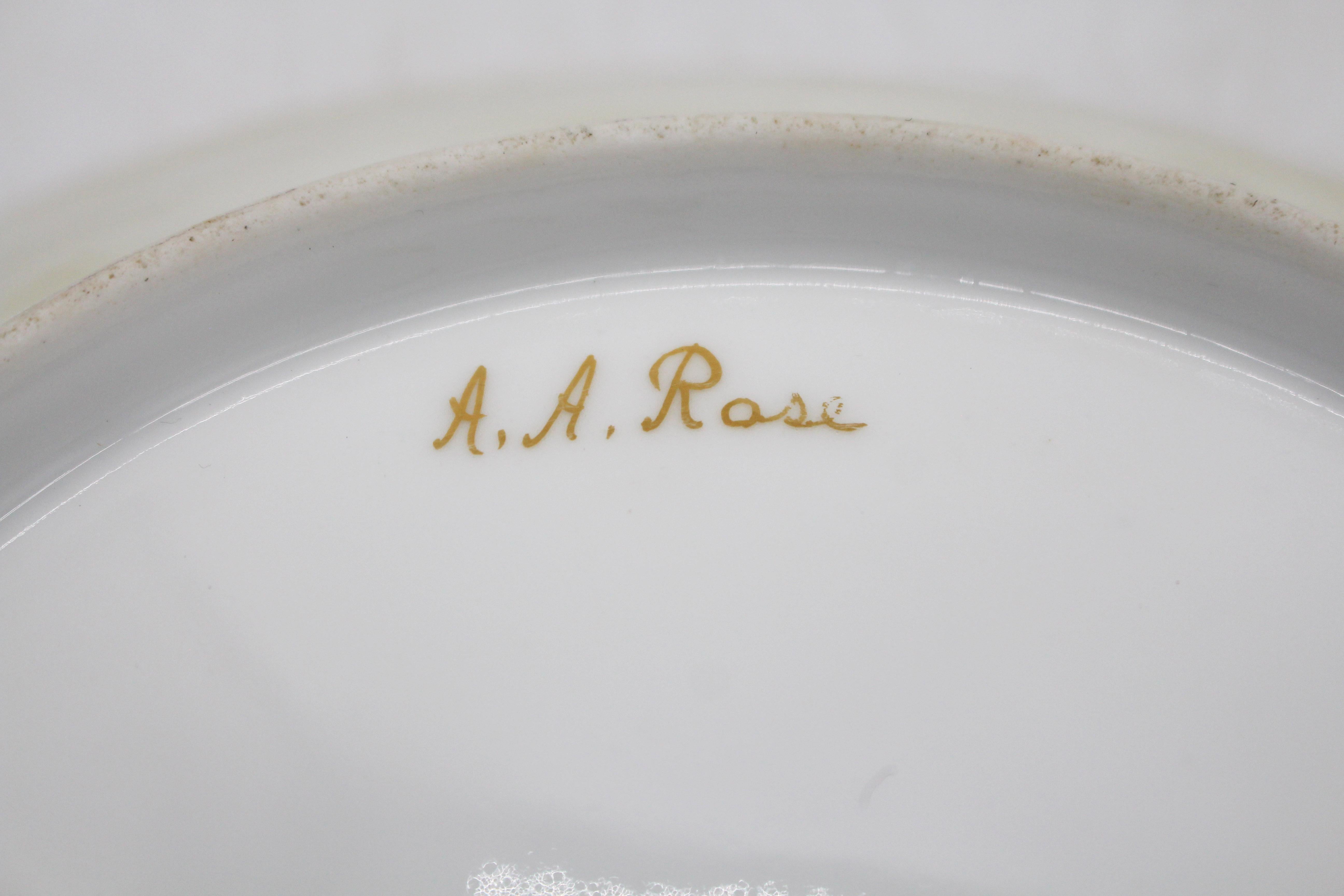 18911-1911 French Limoges Porcelain Shell Form Bowl im Angebot 1