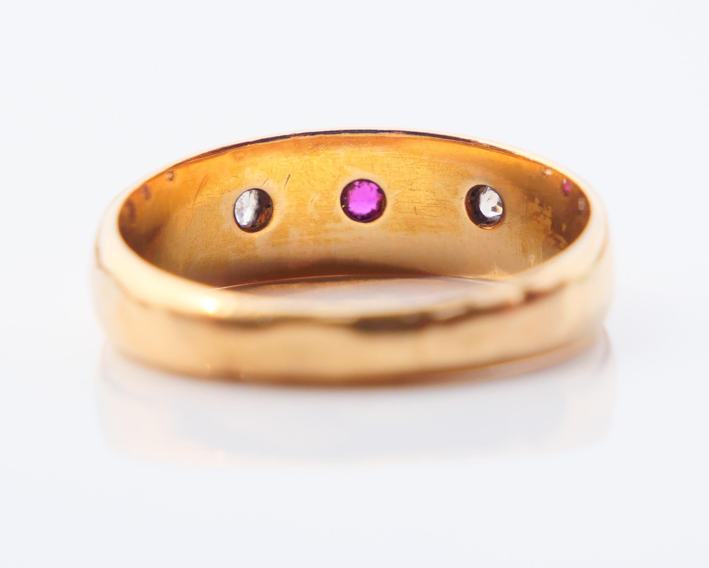1892 British Three Stones Ring Ruby Diamonds solid 18K Gold / Ø US6 / 2gr en vente 5