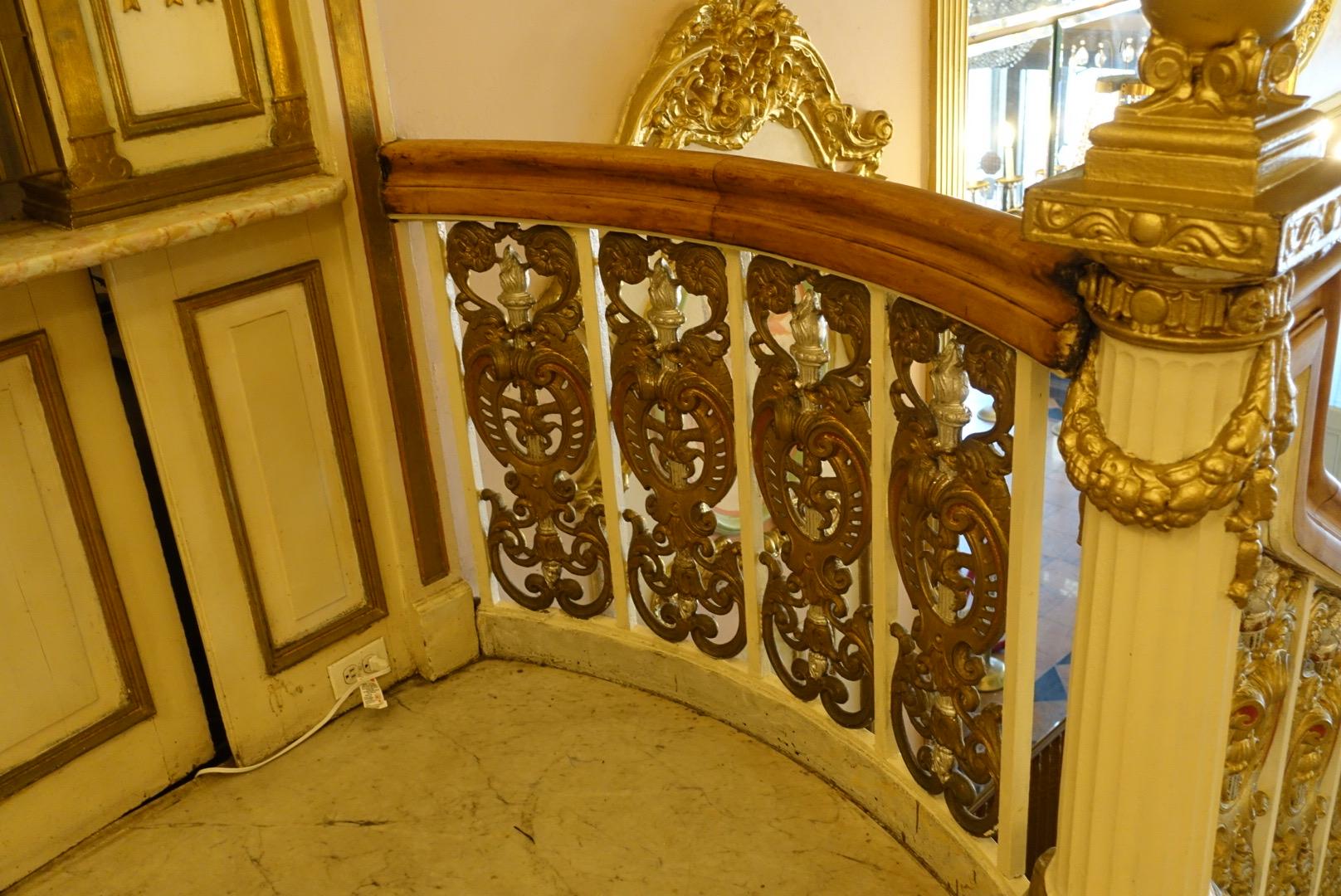 1892 Grand Prospect Hall Cast Iron Balcony Balustrade Qty Available For Sale 4