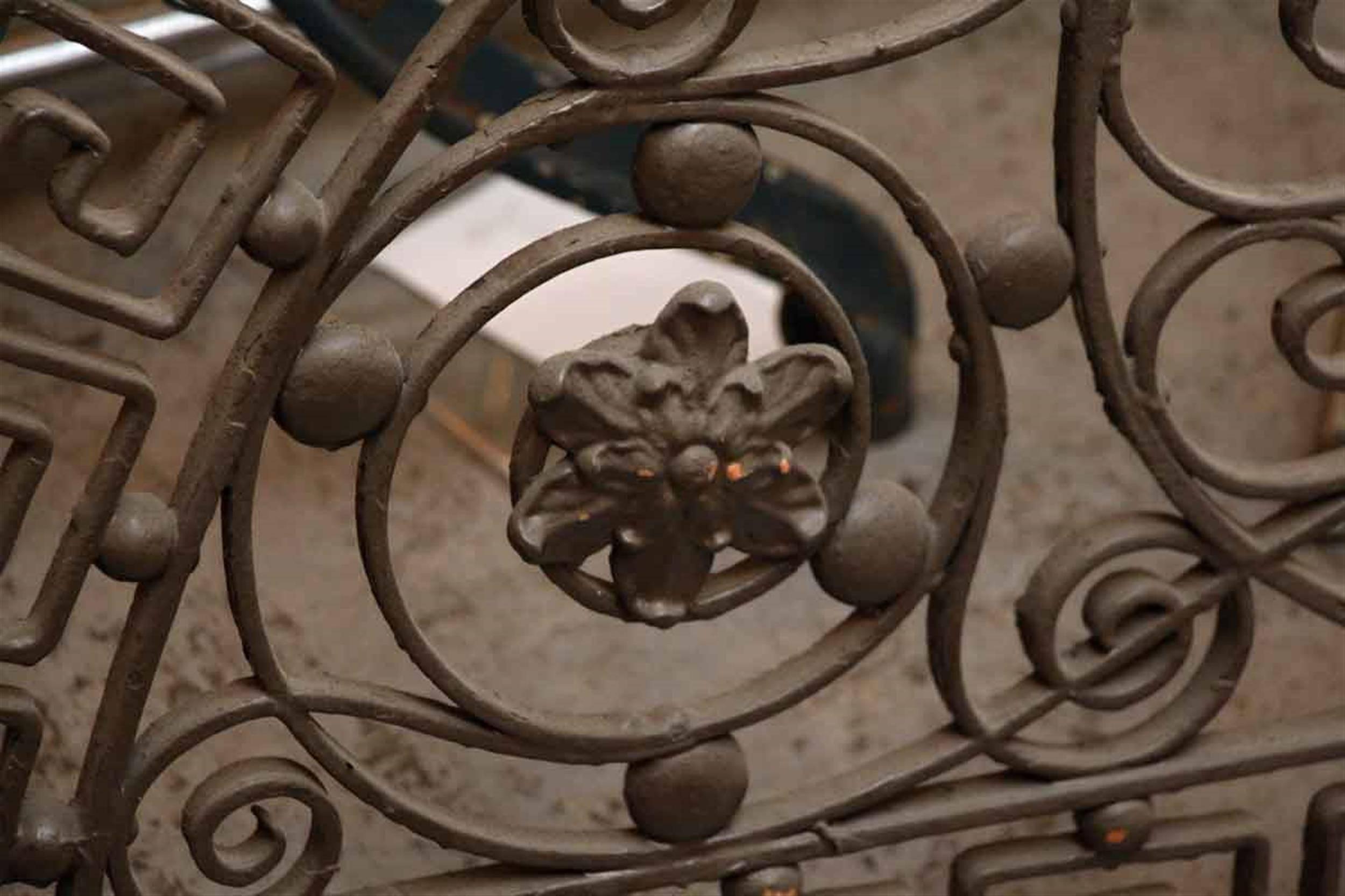 1893 Ornate Wrought Iron Grill from the United Charities Building in Manhattan In Good Condition In New York, NY