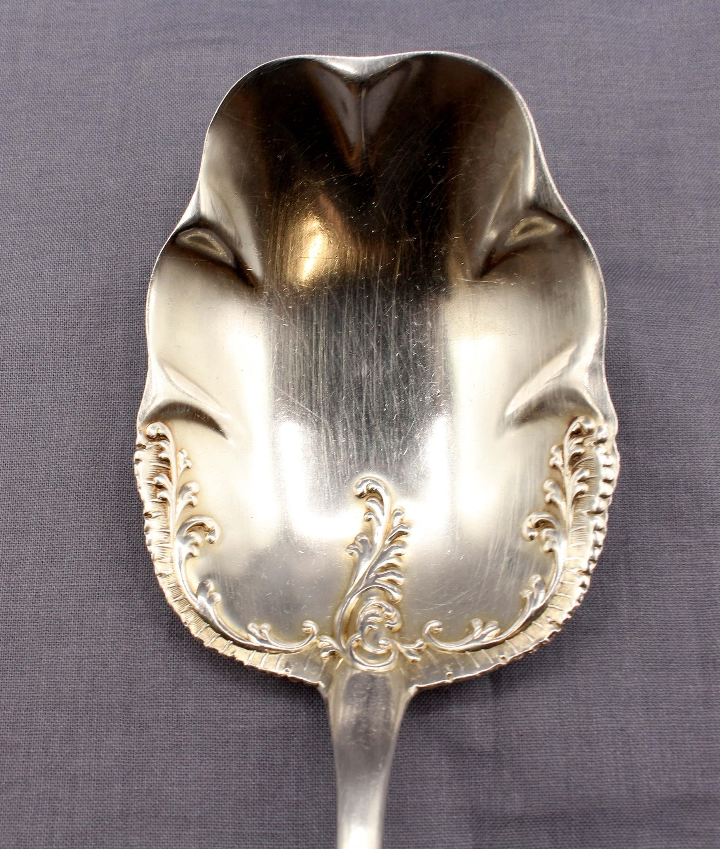 1893 Sterling Silver Berry Spoon by Frank Whiting In Good Condition In Chapel Hill, NC
