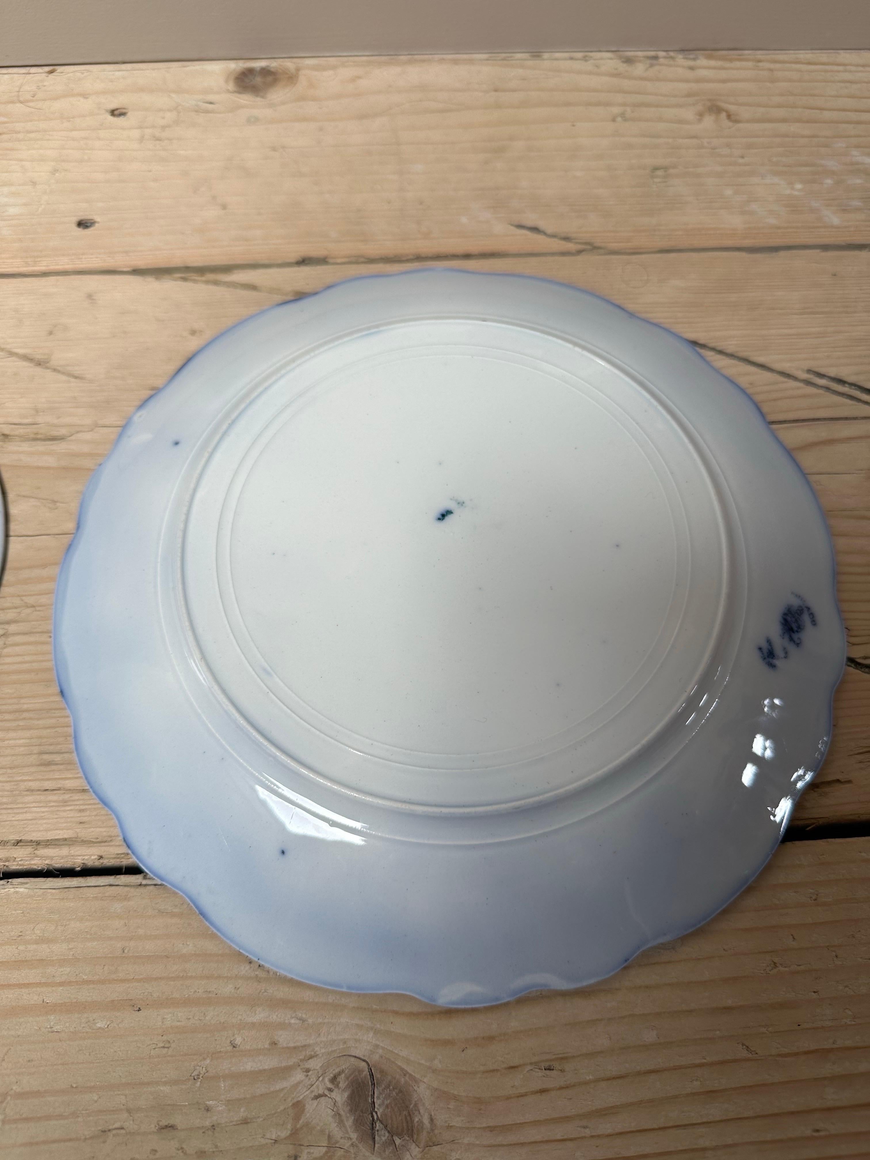 1894 Mikado-Porzellan, Knochenporzellan, blau-weißer Goldrand, Satz von 4 Speisetellern im Angebot 11