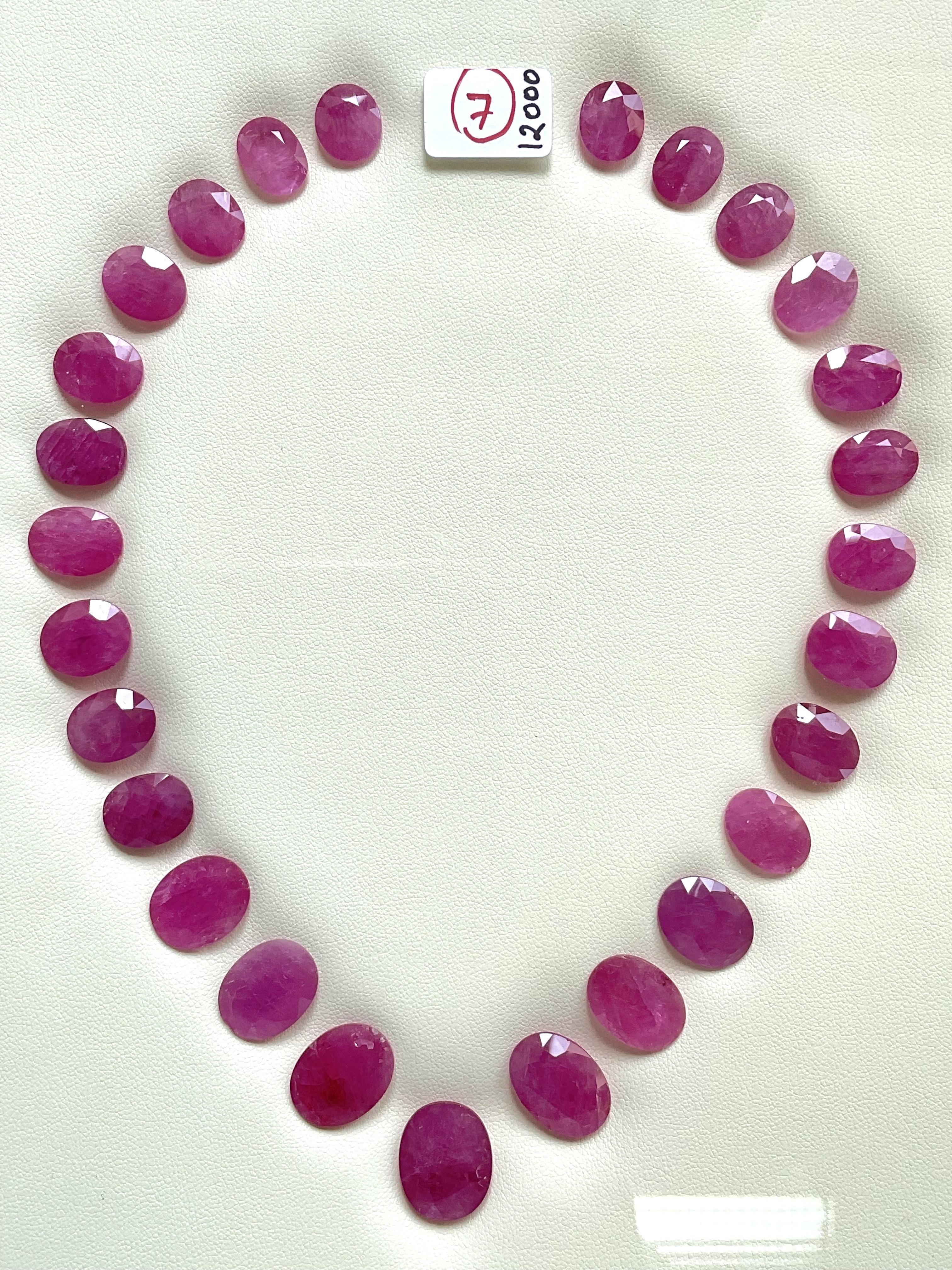 189.56 carats ruby Mozambique cut stone oval 27 Pieces layout heated natural gem en vente 2