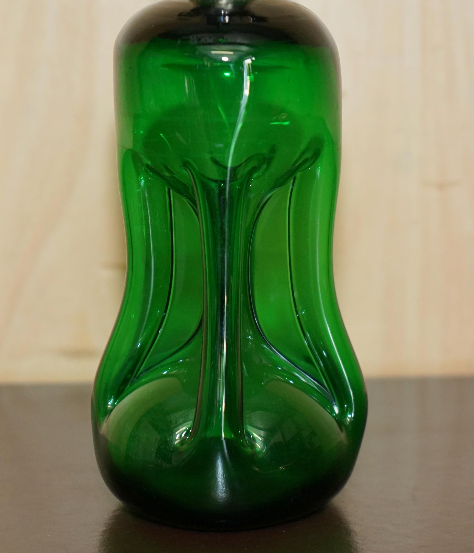 GIBSON & LAWRENCE COLLAR ANTIQUE GREEN WINE PORT DECANTER STERLiNG SILVER COLLAR 1896 en vente 2
