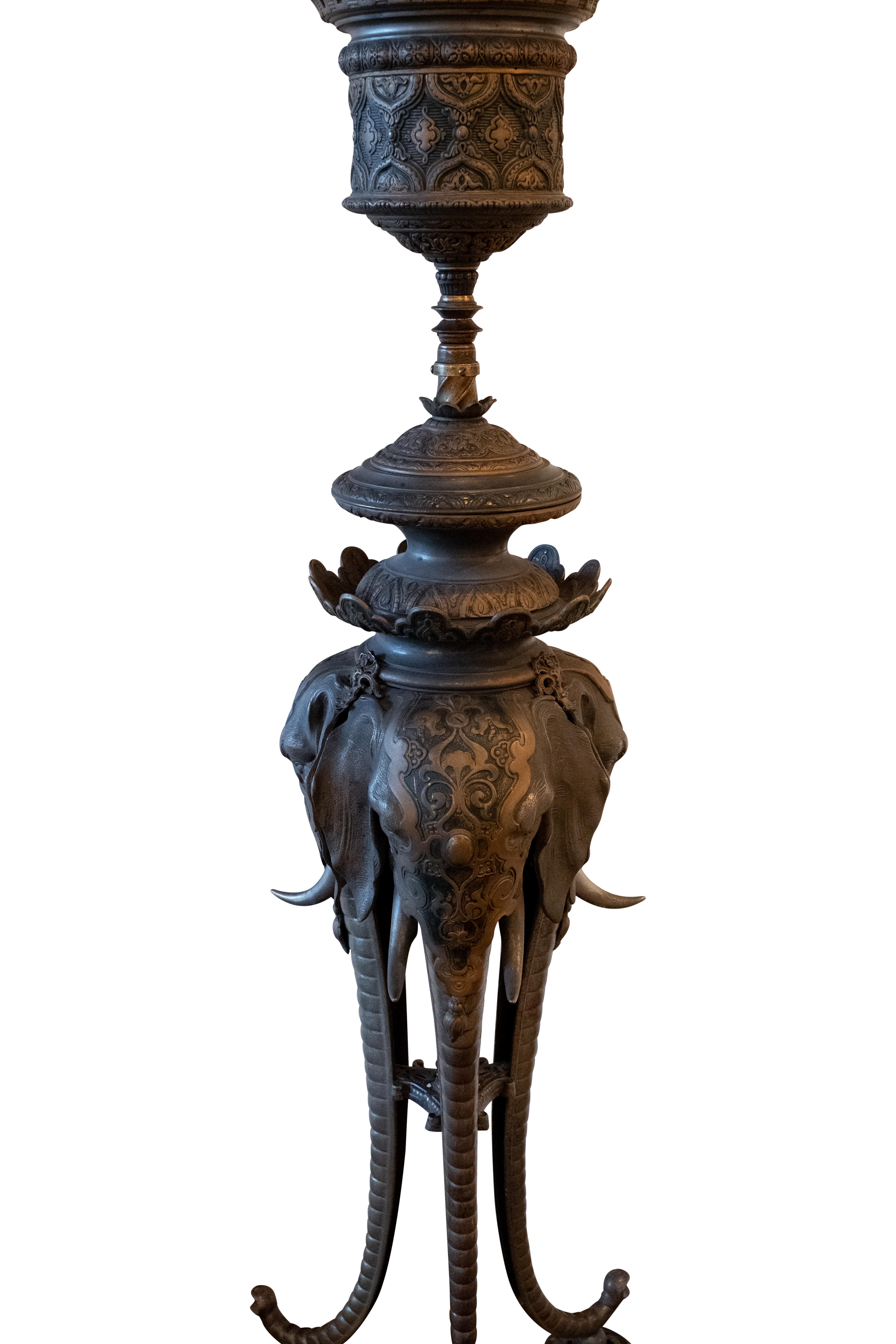 1896 Rochester Lamp Company Cast Iron Lamp In Good Condition In Aspen, CO