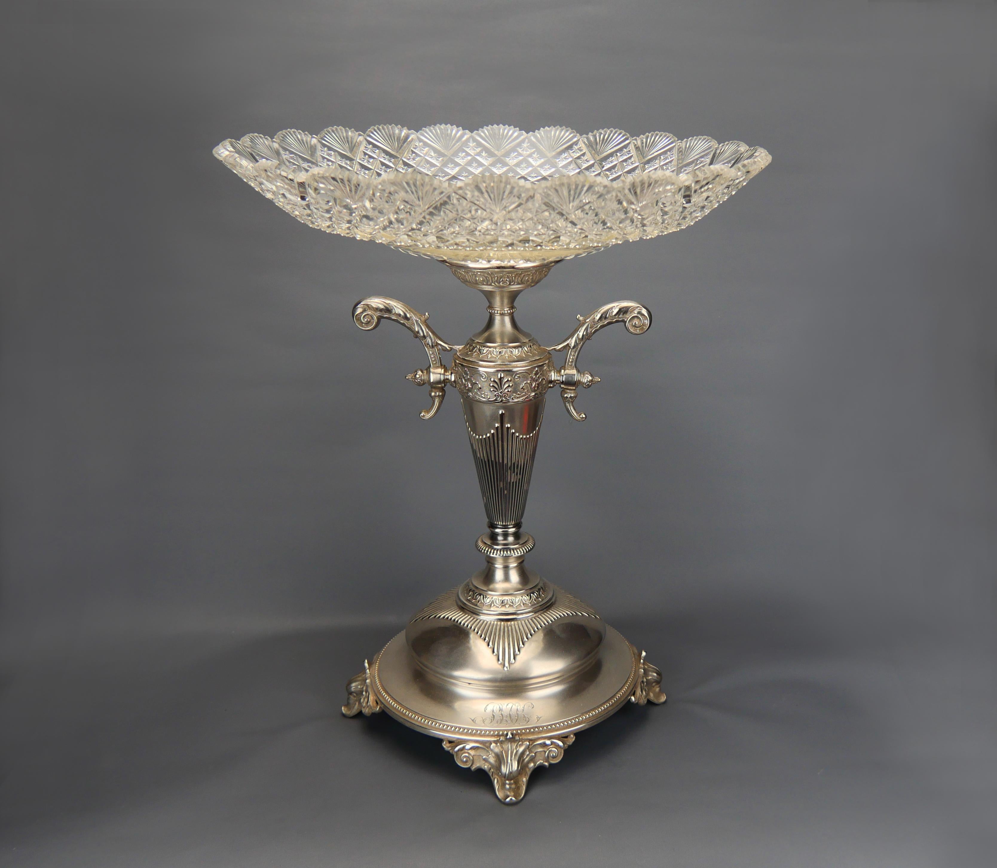 Stile impero 1897 Centrotavola Impero in cristallo tagliato 84/ 875 A. Silver/ 2kg 342gr in vendita