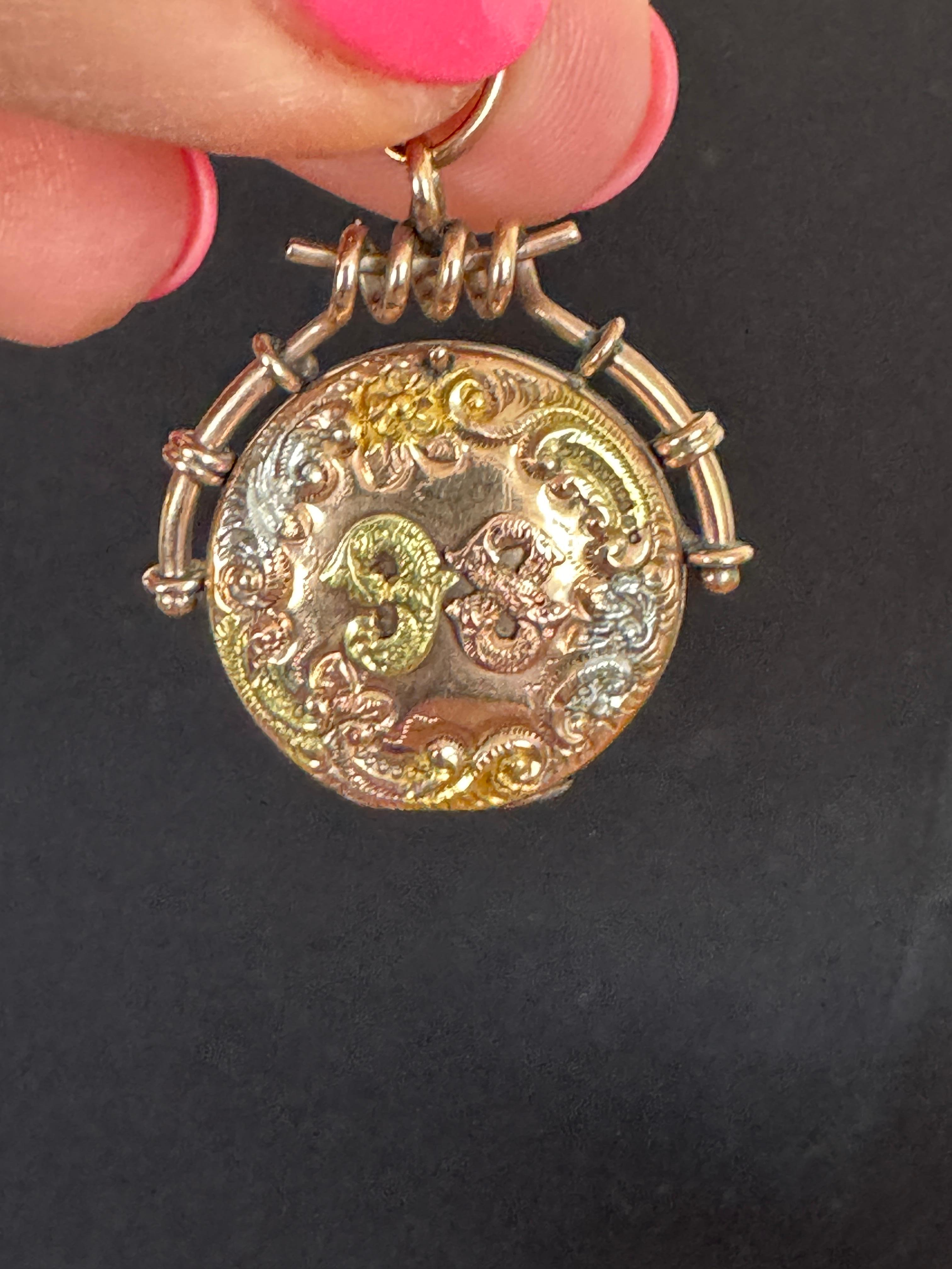 Antikes antikes 1898 Medaillon Dreifarbiges Gold viktorianisches Parfüm im Angebot 9