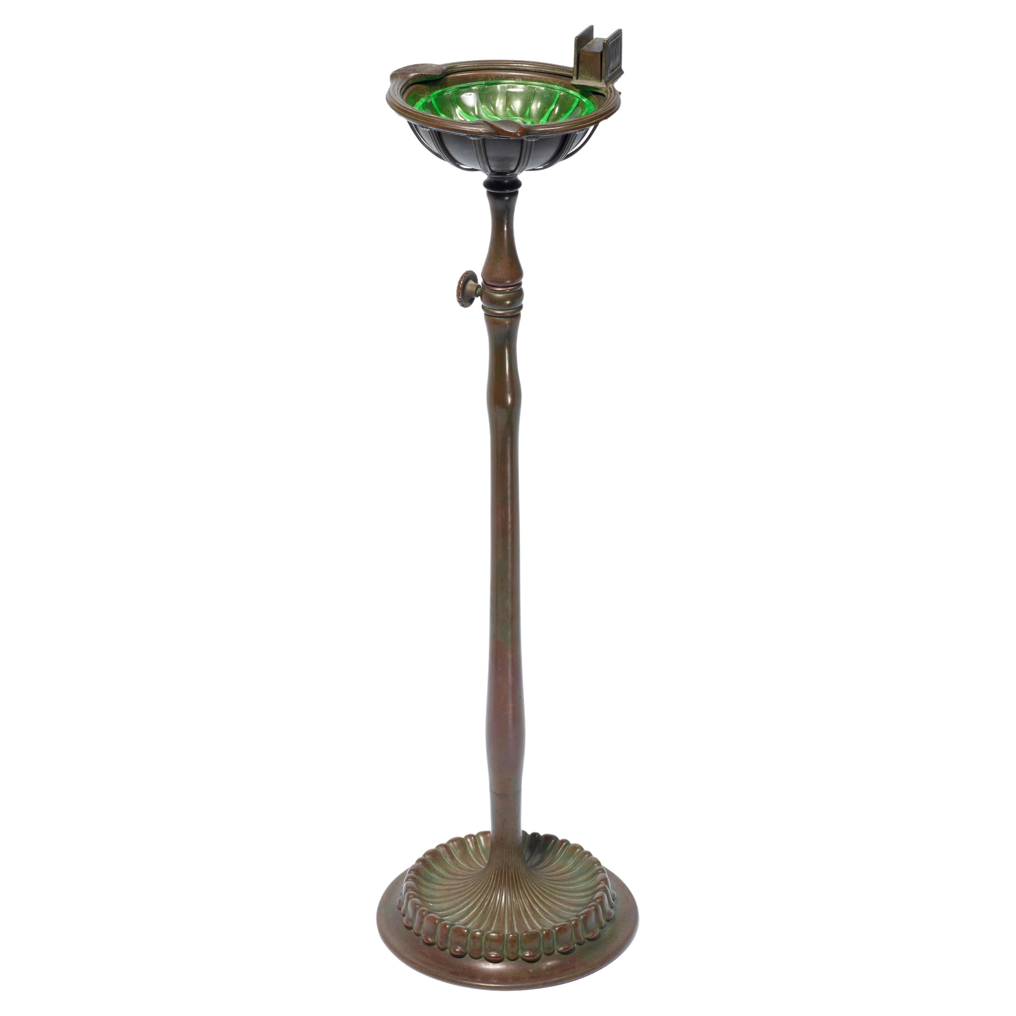 1899-1930 Tiffany Studios Patinated Bronze Ash Stand For Sale