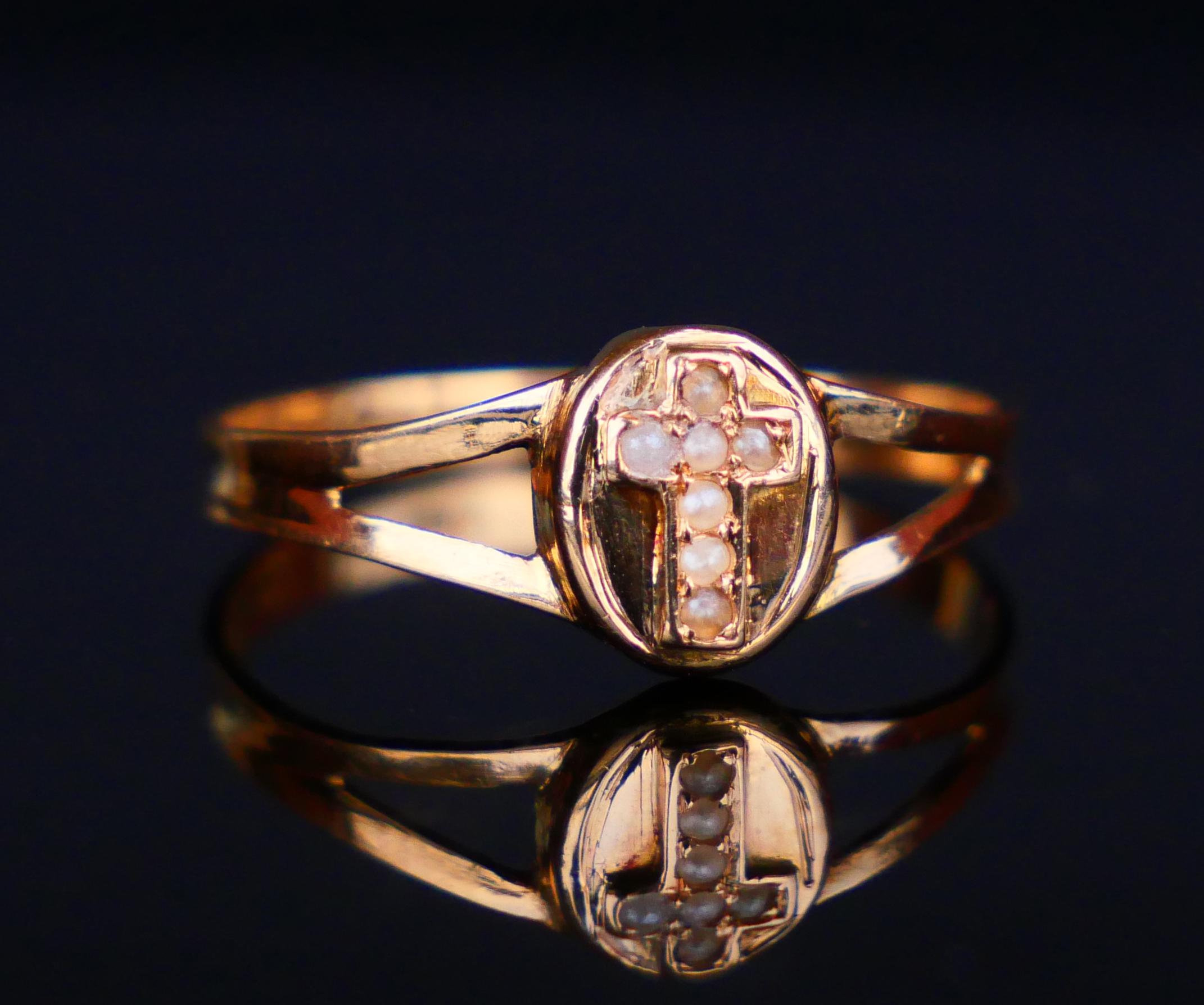 1899 Cross Ring Seed Pearls solid 18K Gold Ø 6.5 US / 1 gr. For Sale 4