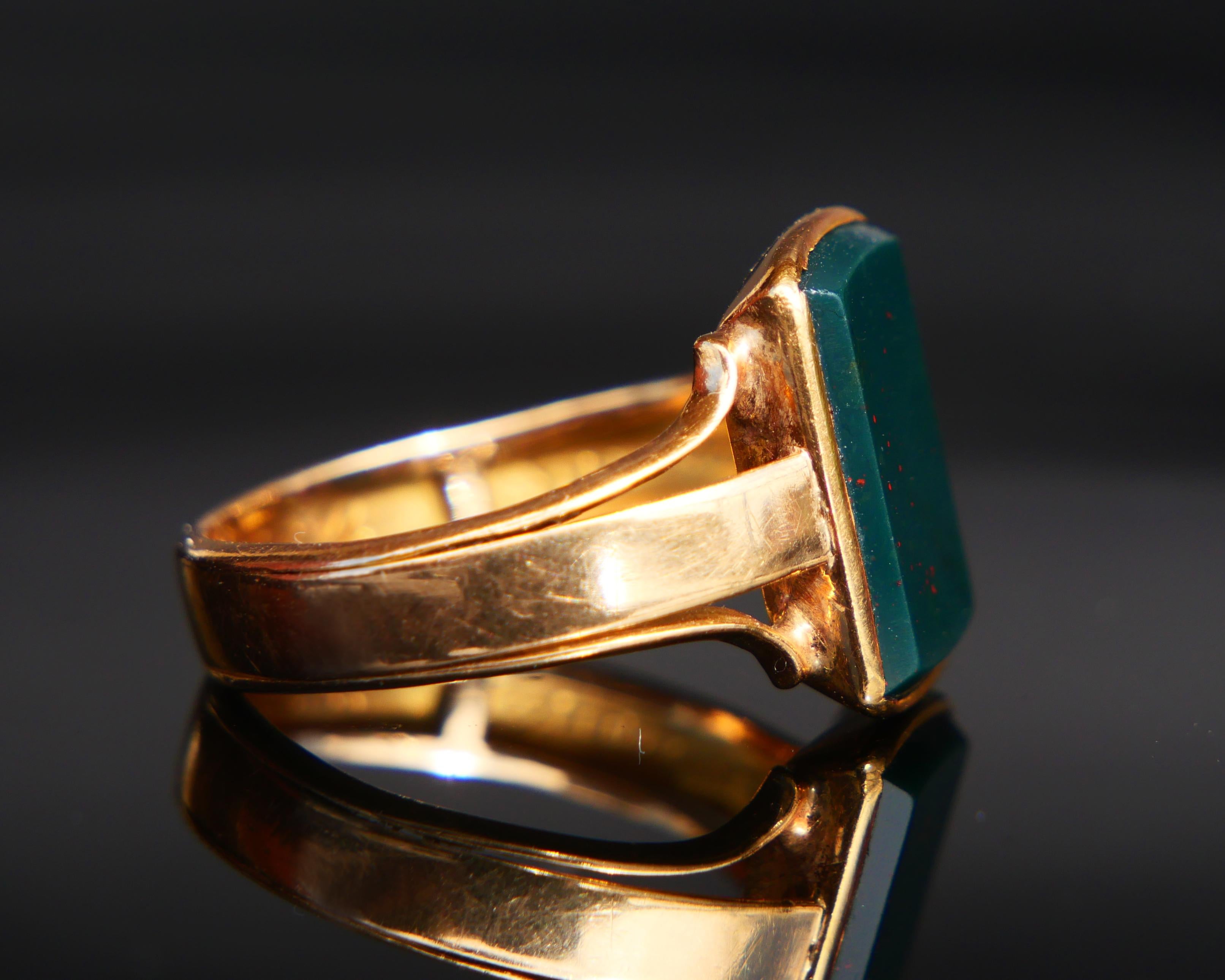 1899 Men Signet Ring Blood-stone solid 18K Gold ØUS8.75 / 5.62gr 2