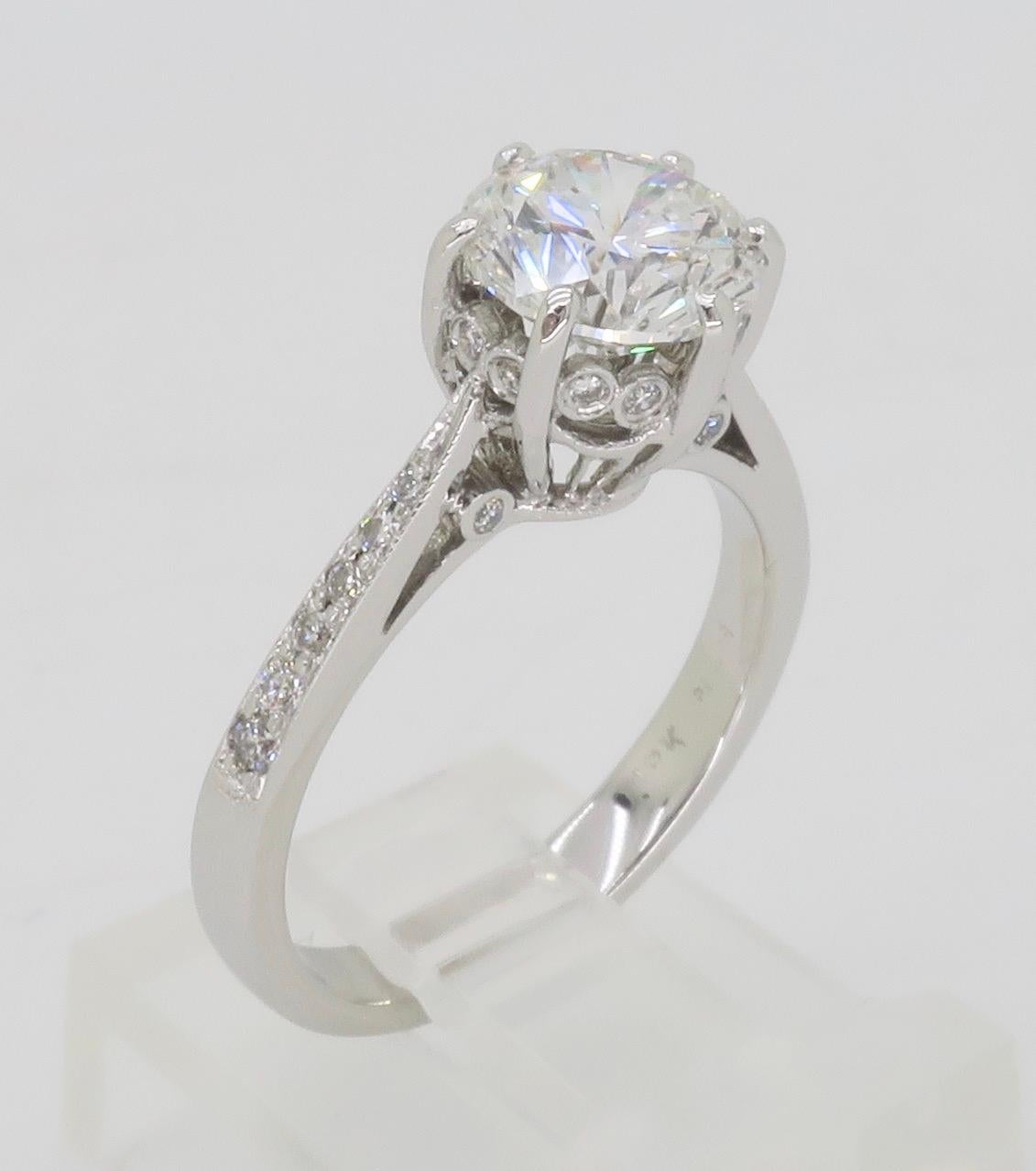 1.89ctw Diamond Engagement Ring in 18k White Gold  For Sale 4