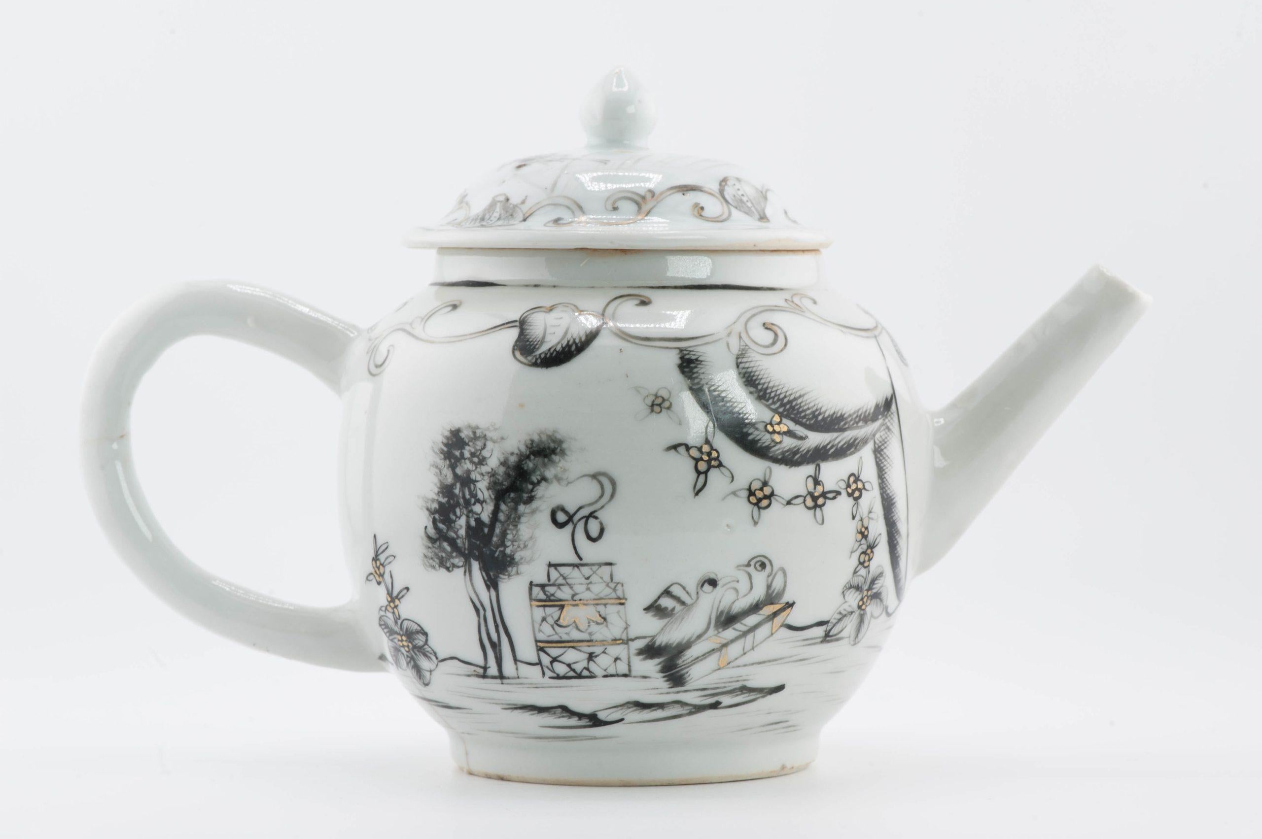Théière Valentines Patter de Commande Qianlong en porcelaine chinoise du 18e siècle en vente 4