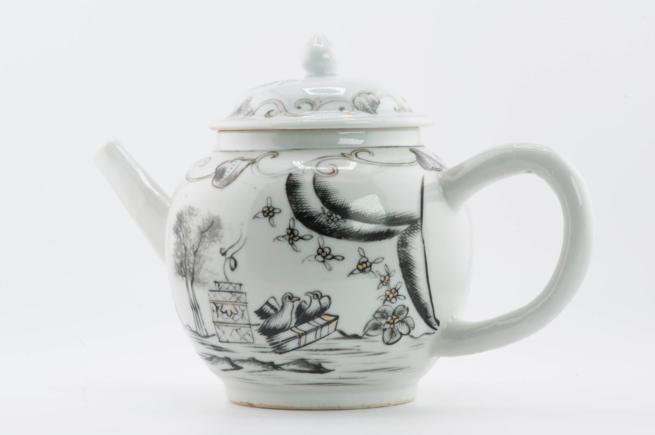 Théière Valentines Patter de Commande Qianlong en porcelaine chinoise du 18e siècle en vente 6