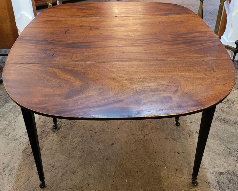 Mesa Pembroke de caoba georgiana irlandesa del siglo XVIII en venta 5