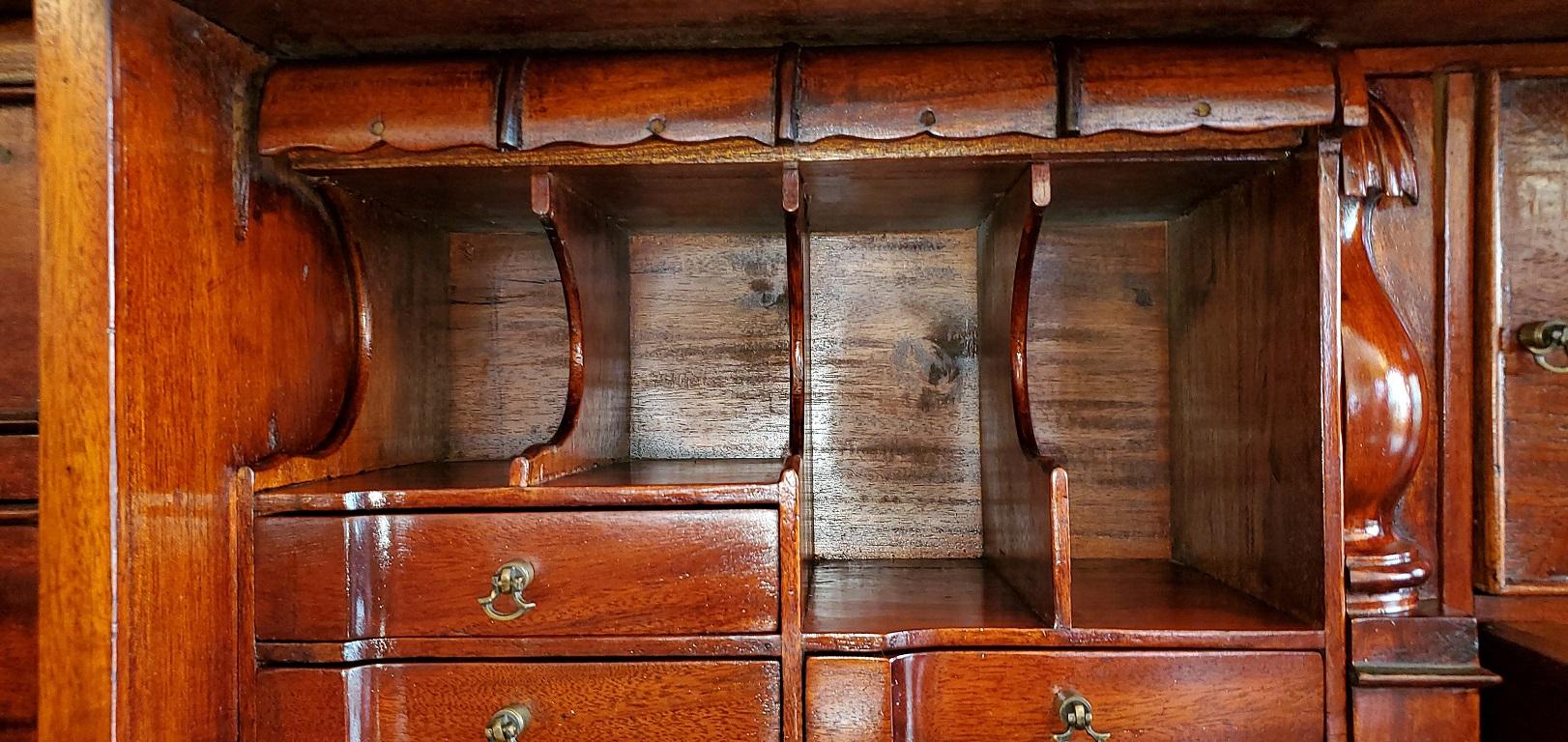 19C Irish Georgian Style Secretary Bookcase For Sale 2