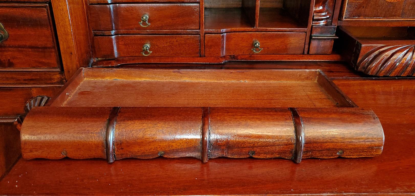 19C Irish Georgian Style Secretary Bookcase For Sale 3