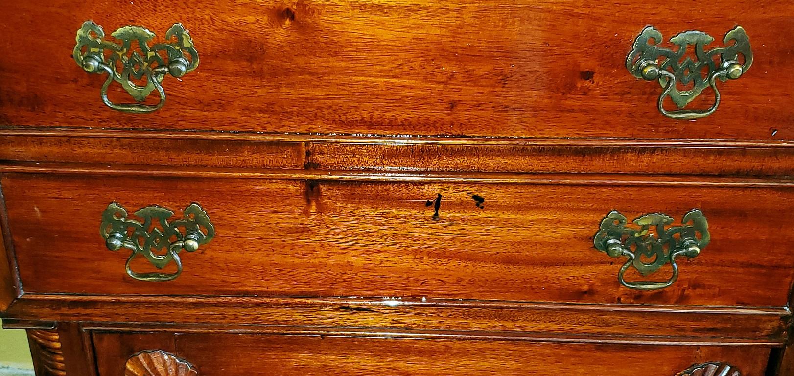 19C Large Irish Georgian Style Secretary Bookcase In Good Condition For Sale In Dallas, TX