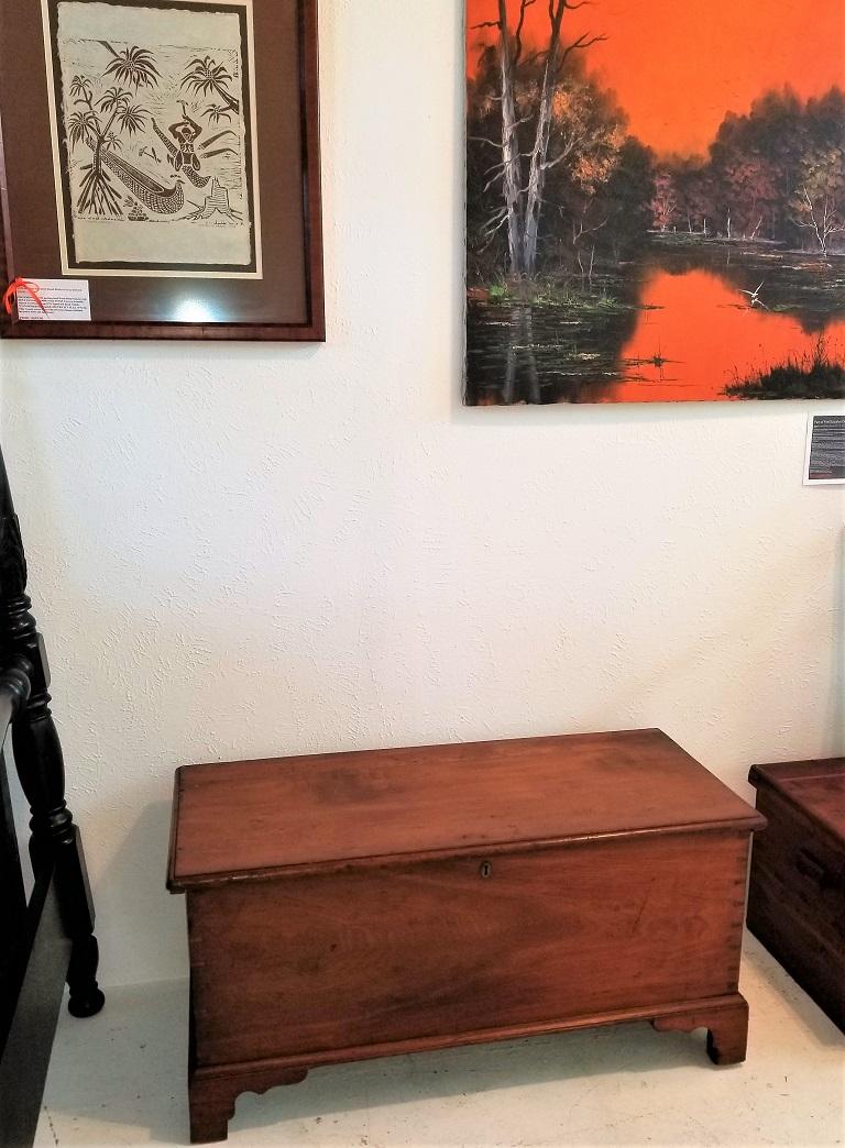 18 Century Pennsylvania Cherrywood and Cedar Blanket Chest In Good Condition In Dallas, TX