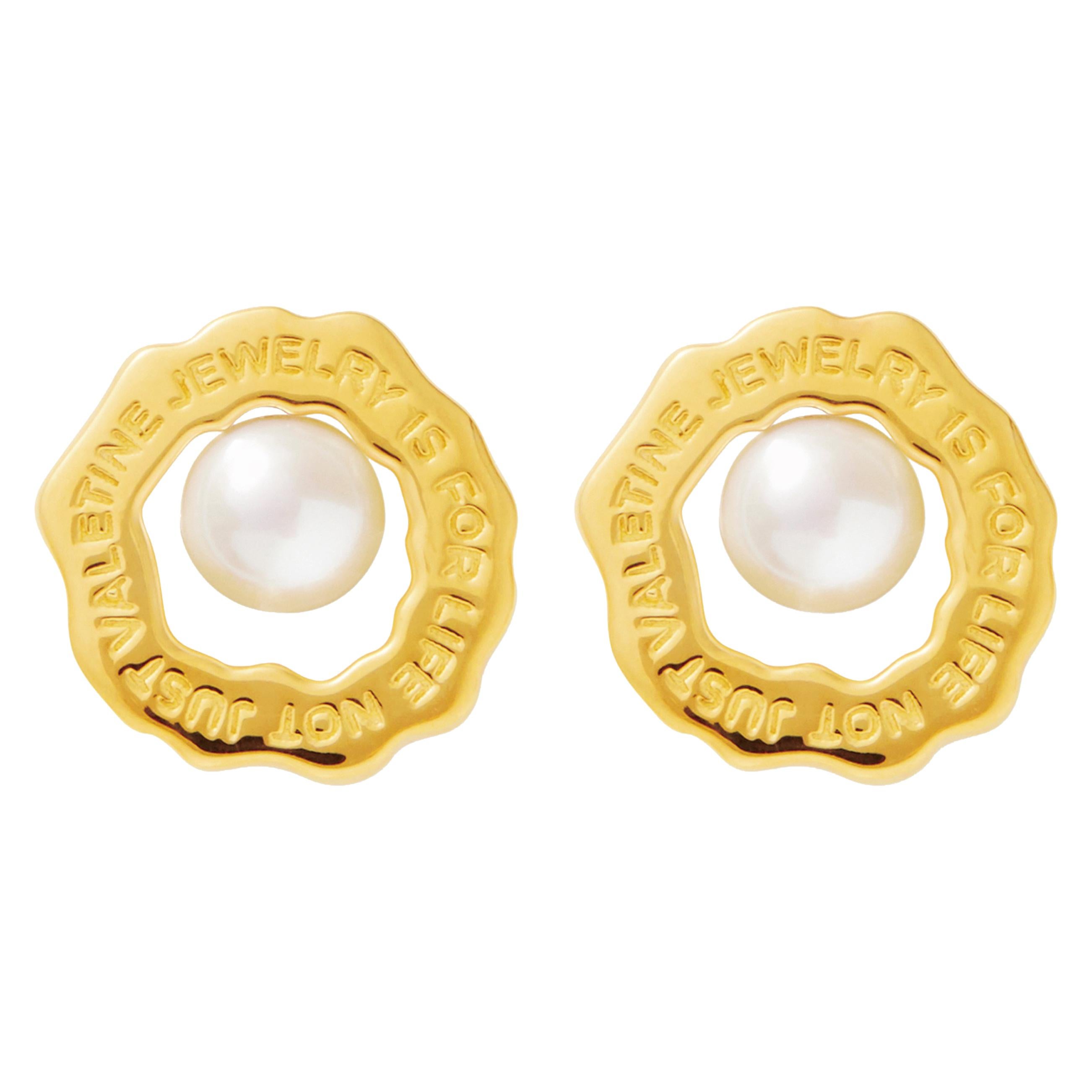18Carat Gold  Wave Earrings with Pearl For Sale