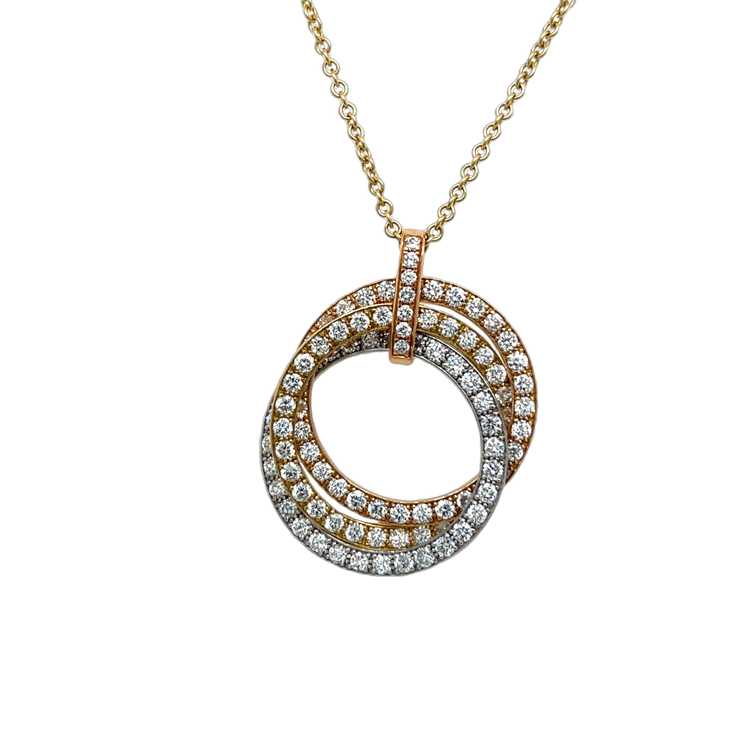 Pendentif cercle de vie en or 18 carats à 3 couleurs serti de diamants F/Vs de 2,60 carats Excellent état - En vente à London, GB