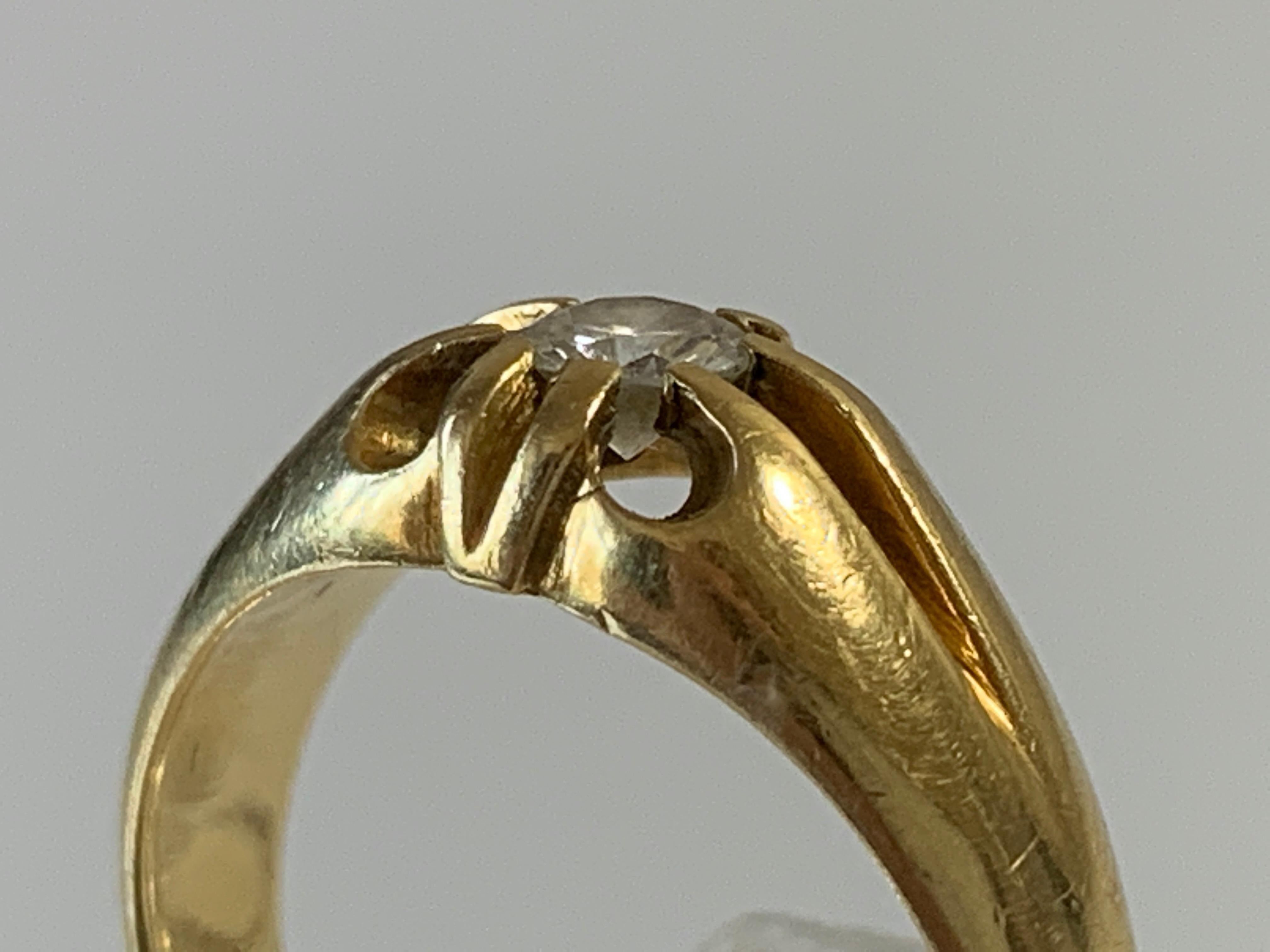18ct 750 Gold 0.25 Carat Edwardian Diamond Ring For Sale 5