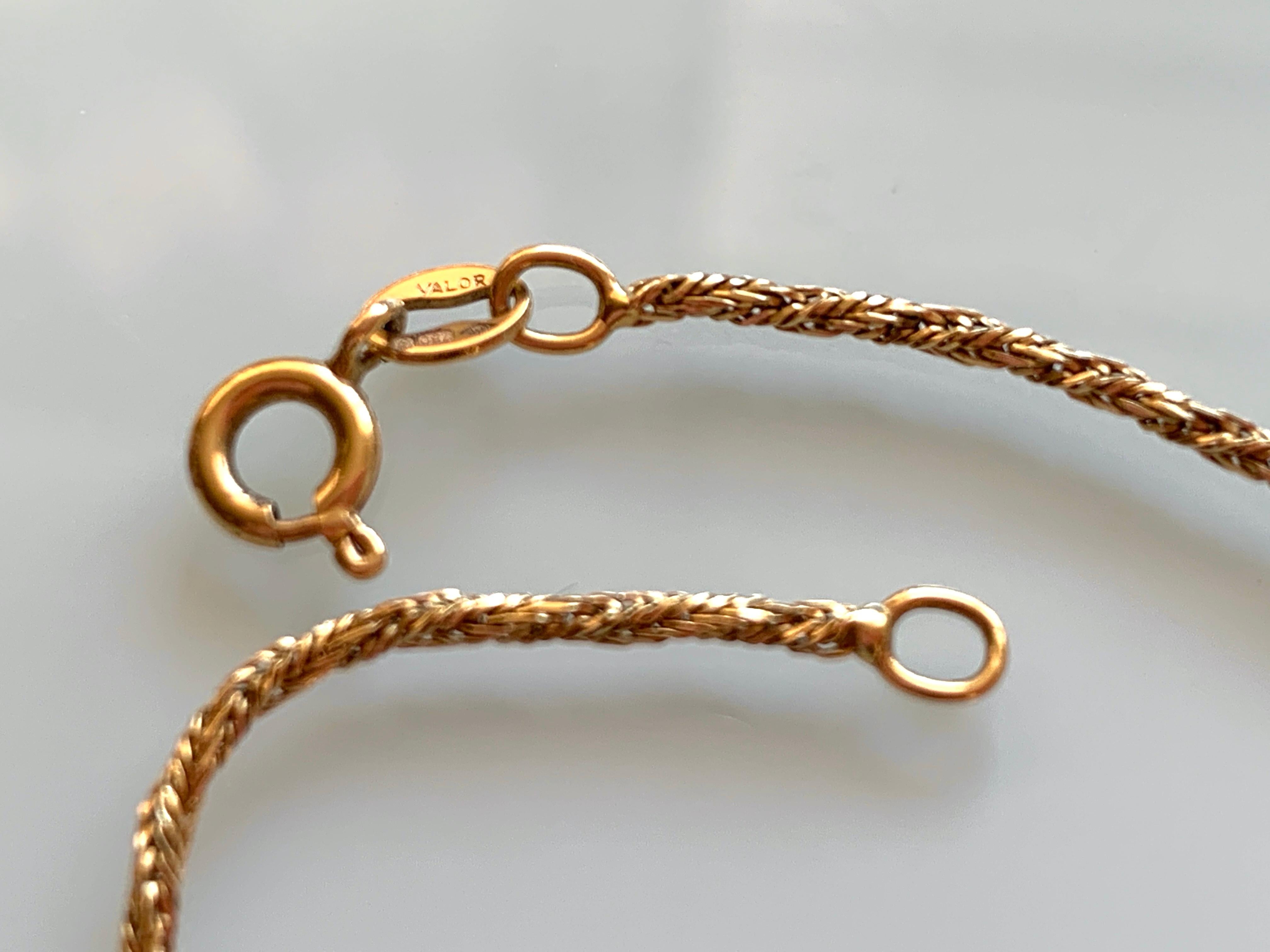 750 gold bracelet meaning