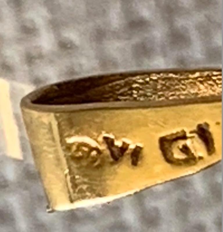Croix en or 750 millièmes (18ct) avec inscription 