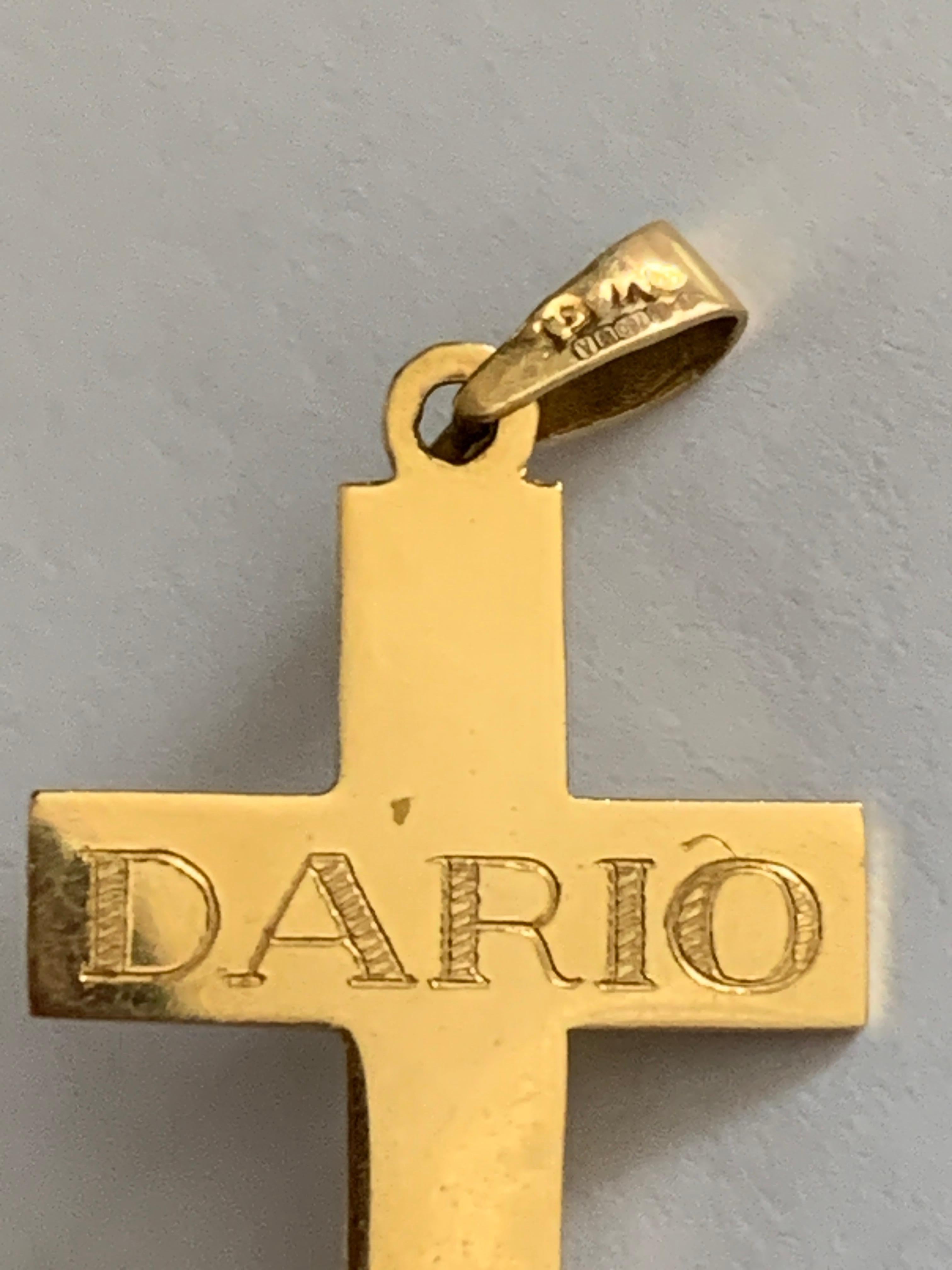 Cruz de oro 750 de 18 ct con la inscripción 