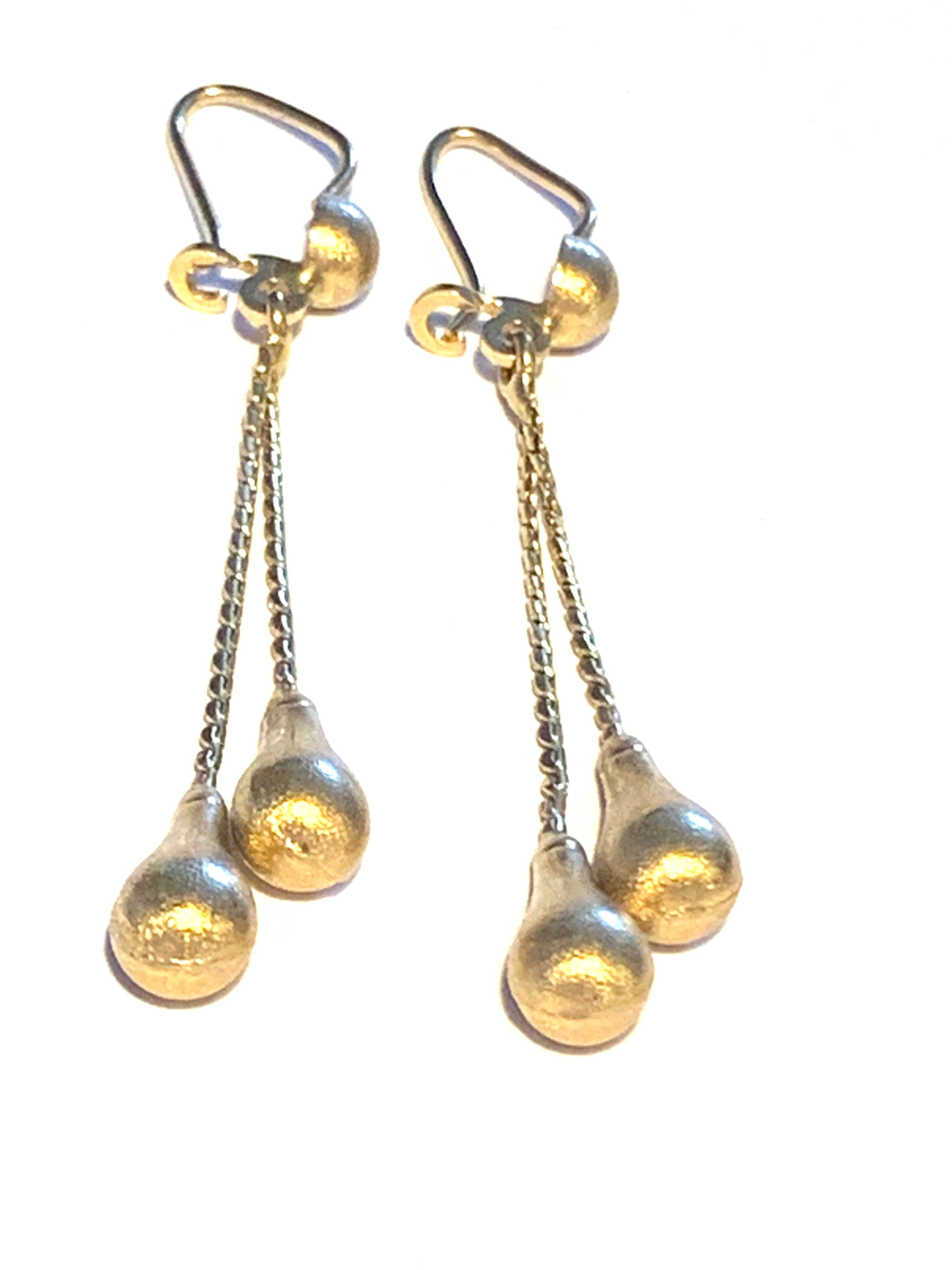 Women's 18ct 750 Gold Earrings For Sale