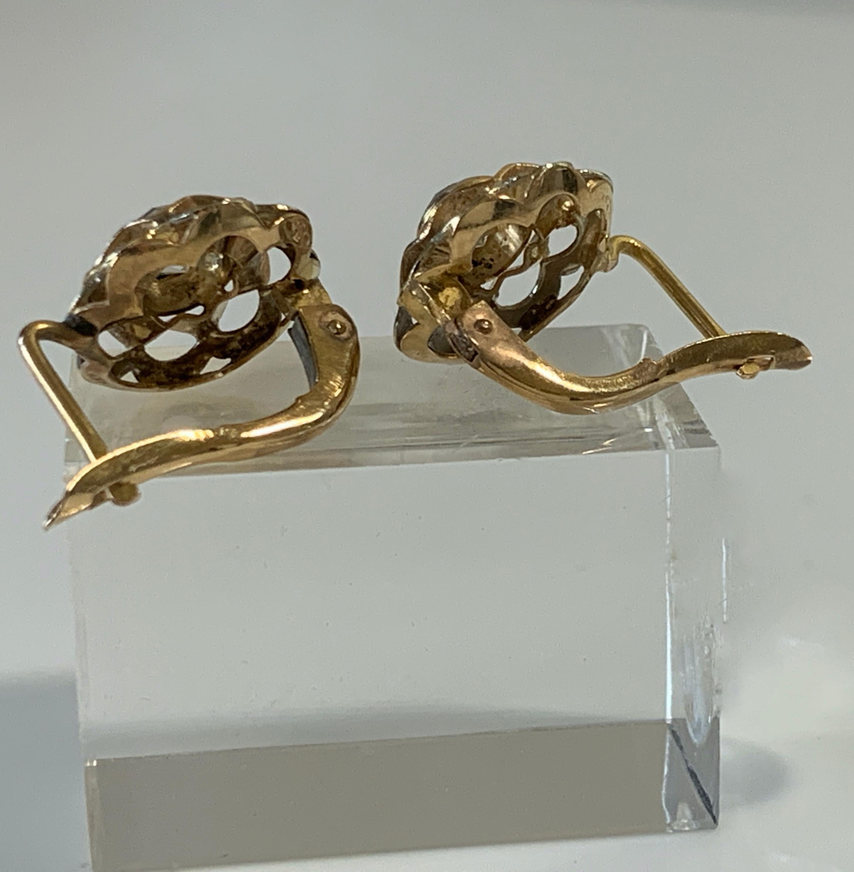18 Karat 750 Goldeuropäische Ohrringe im Zustand „Gut“ in London, GB