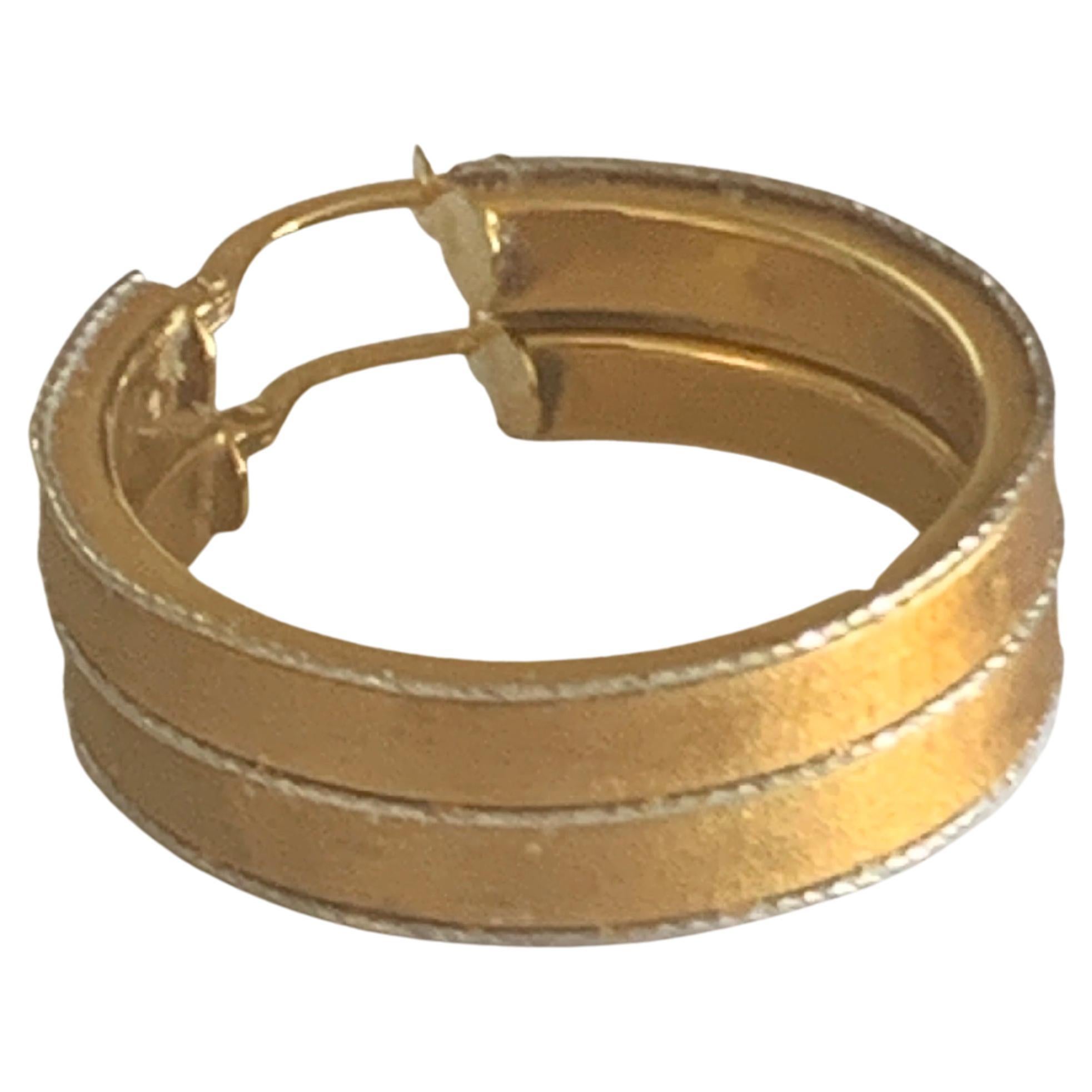 Glitzernde Ohrringe aus 18ct 750 Gold im Angebot