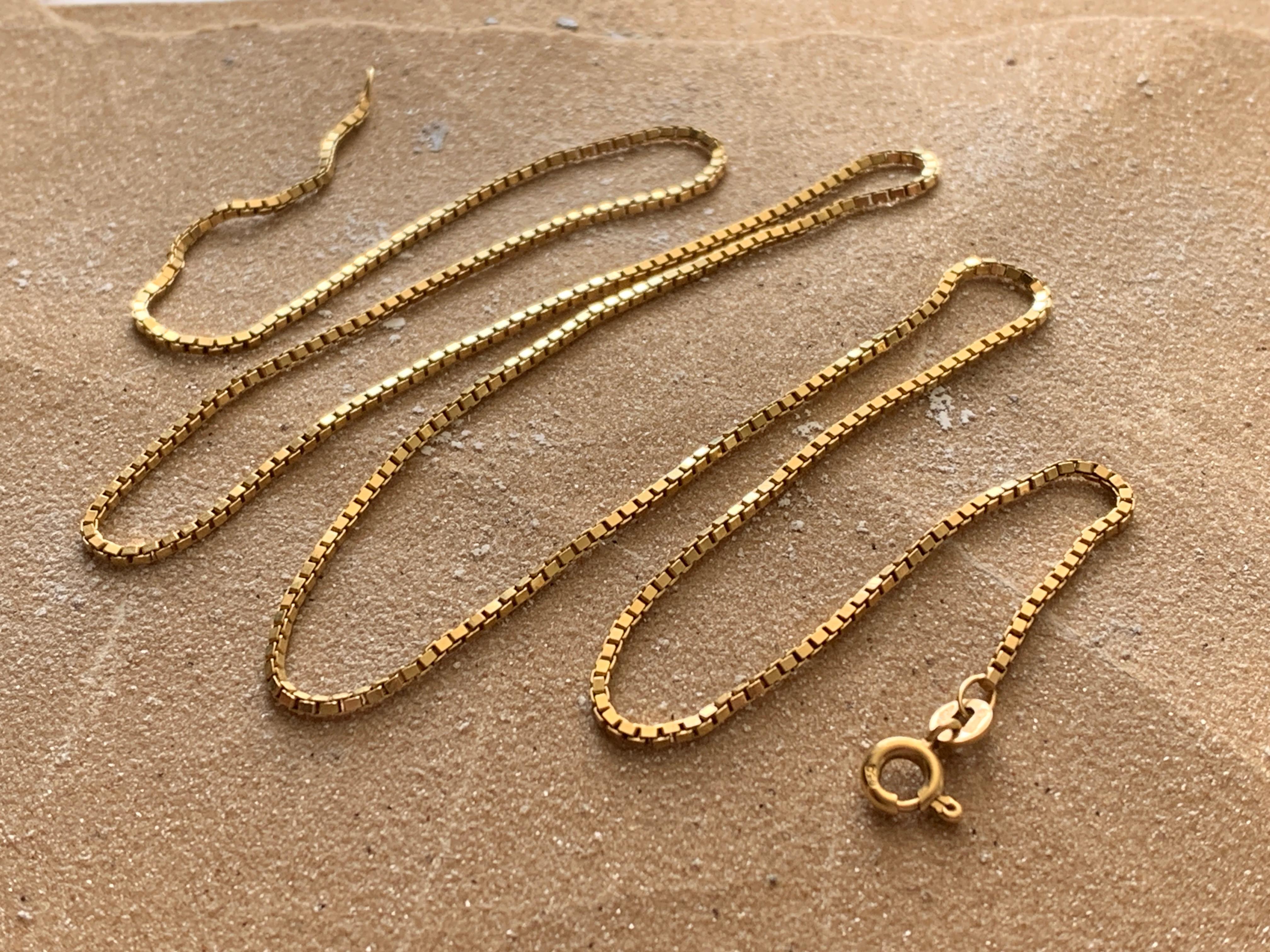 Catena a scatola in oro 18ct 750 di UnoAErre in vendita 4
