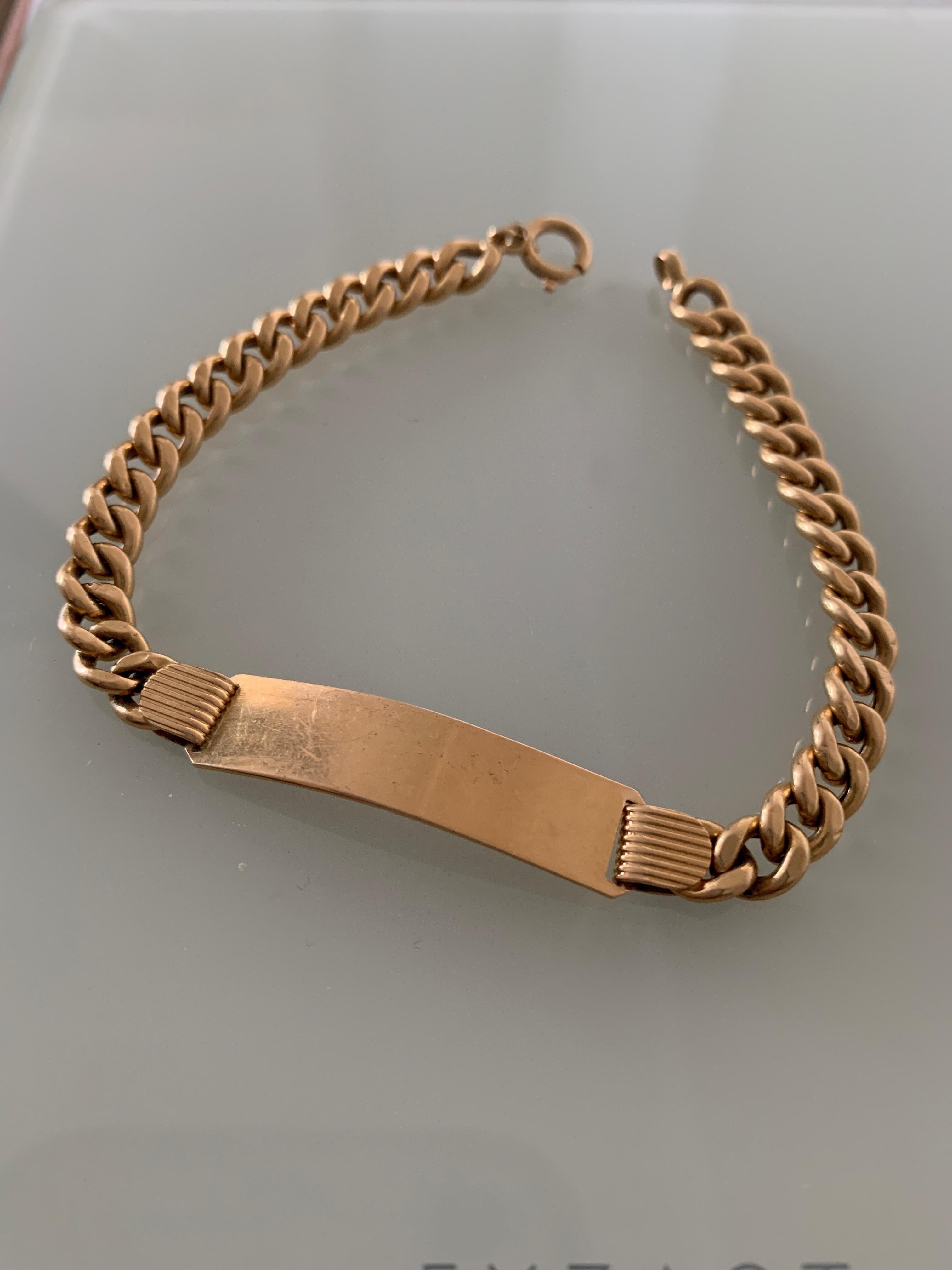 Vintage 
Bracelet en or italien 18ct 750 8.12
Estampillé 750  14 AR  & un poinçon britannique complet 
Panneau central lisse - espace de gravure disponible 2,75 cm x 5mm 
Longueur du bracelet  8.12
