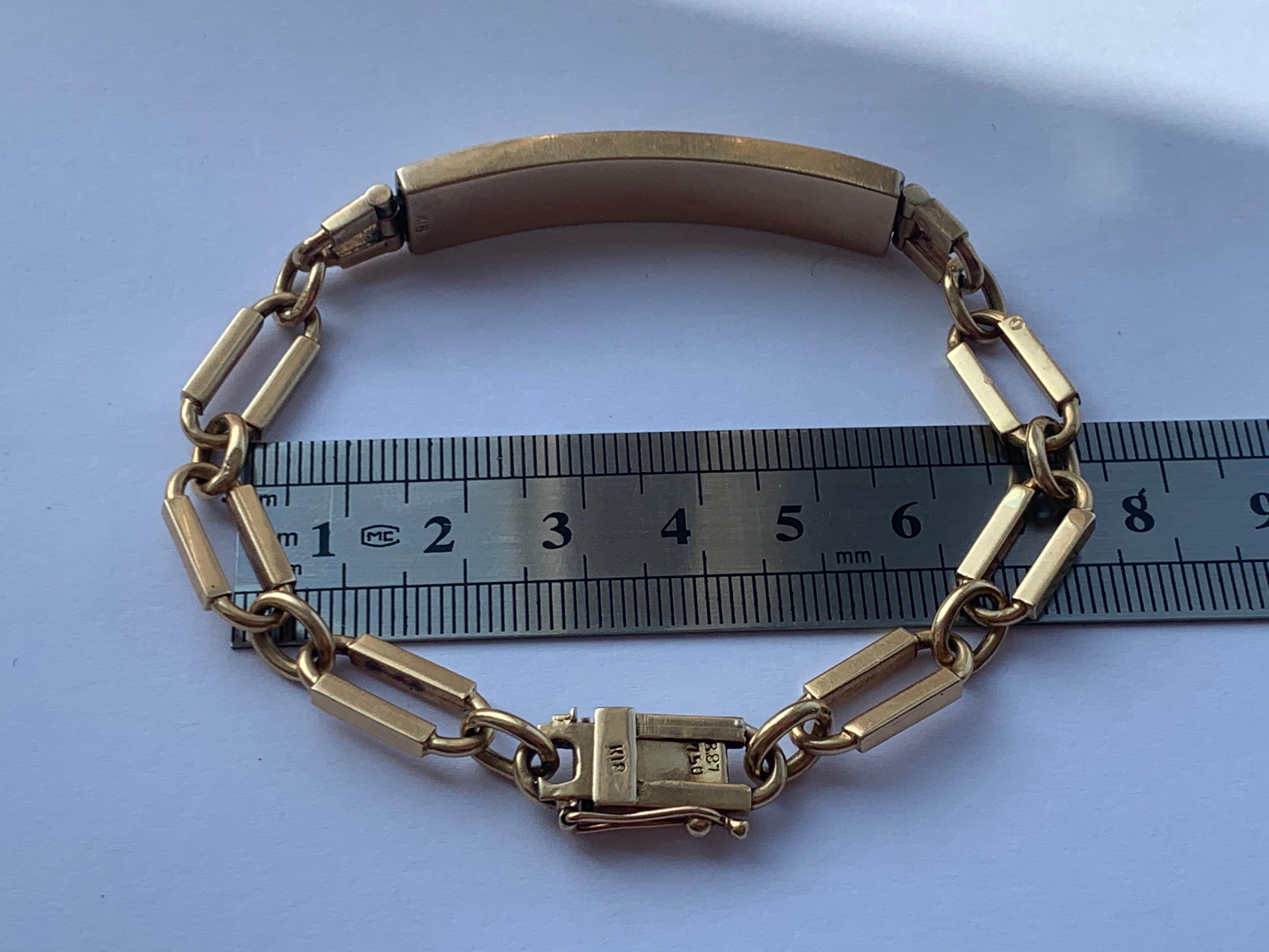 18ct 750 Vintage Gold Identity Bracelet  For Sale 4