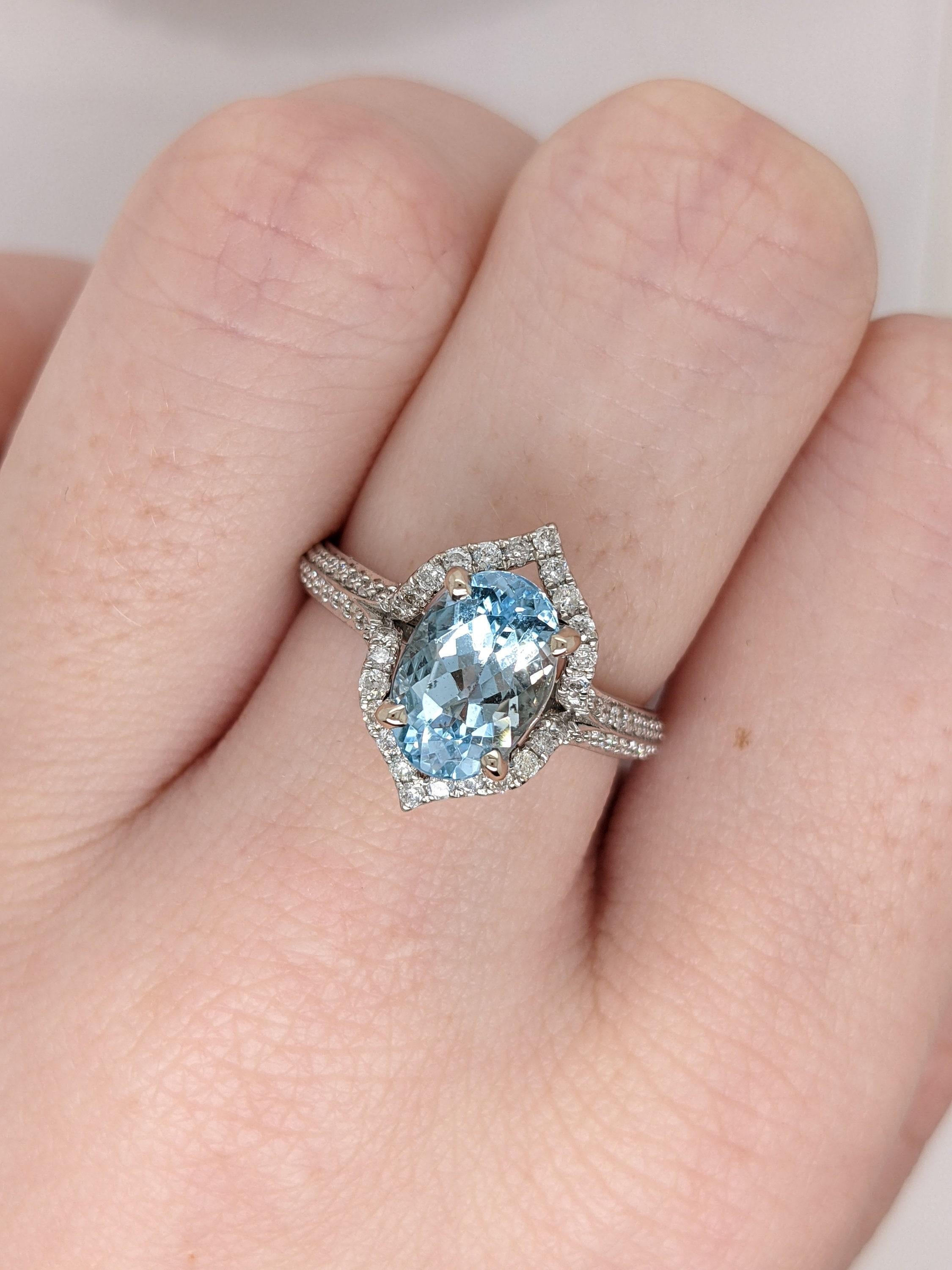 1.8ct Aquamarine Ring w Earth Mined Diamonds in Solid 14k Gold Oval 9x7mm In New Condition In Columbus, OH