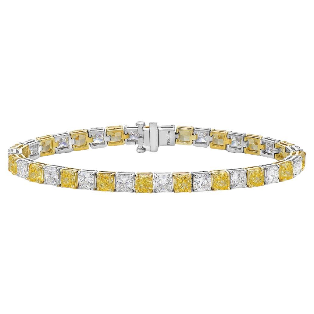 18ct Fancy Yellow & White Cushion Diamond Alternating Bracelet