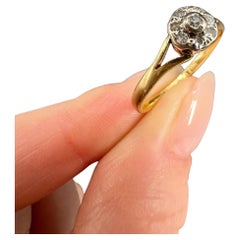 18ct Gold 1920s Diamond Daisy Cluster Ring with Australian Unicorn Head Hallmark