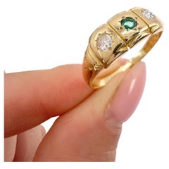Antique 18ct Gold 3 Stone Emerald & Diamond Star Set Ring Hallmarked Chester 1896